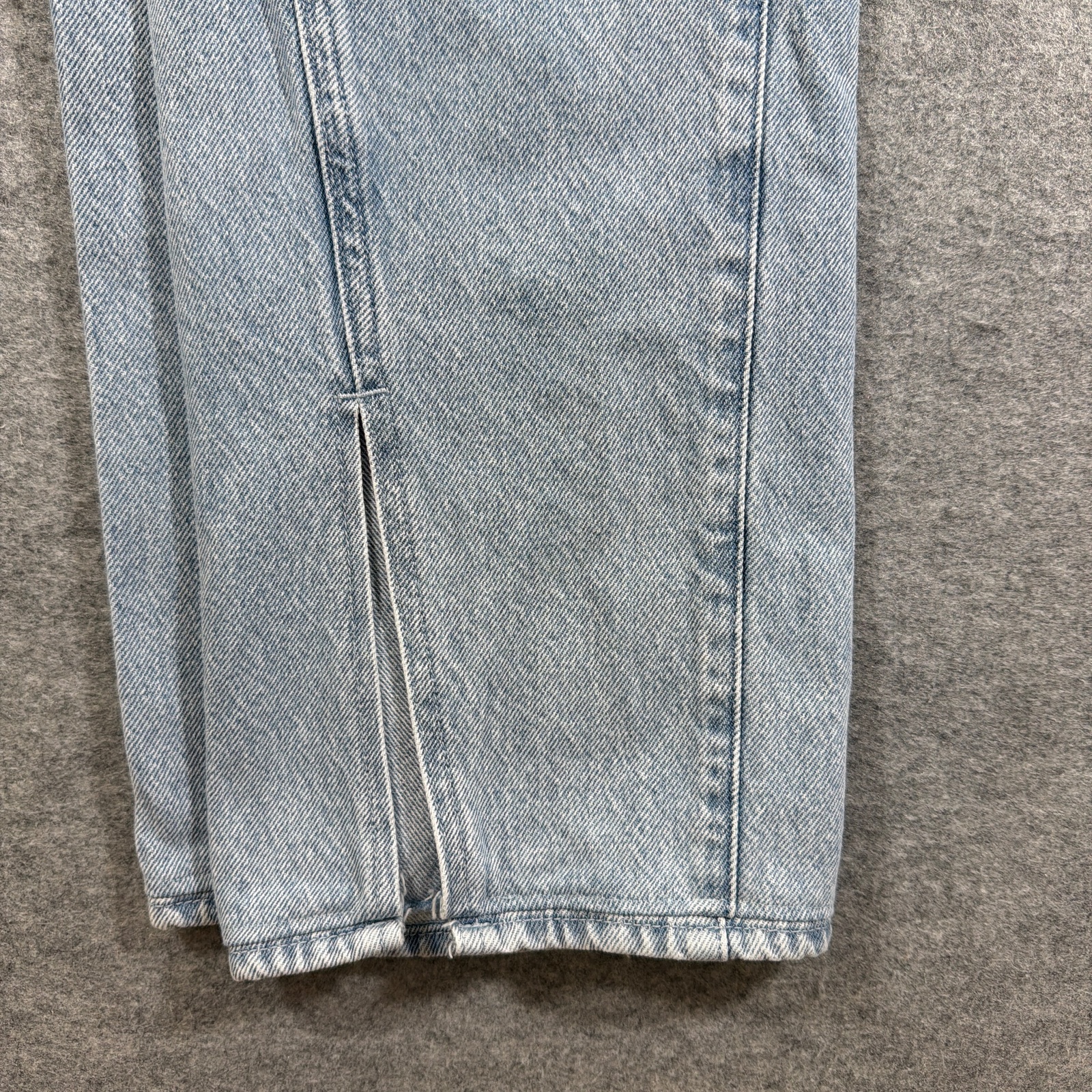 PacSun 90s Boyfriend Jeans Womens 28 Light Blue Wash Pintuck Split Hem Cotton thumbnail 4