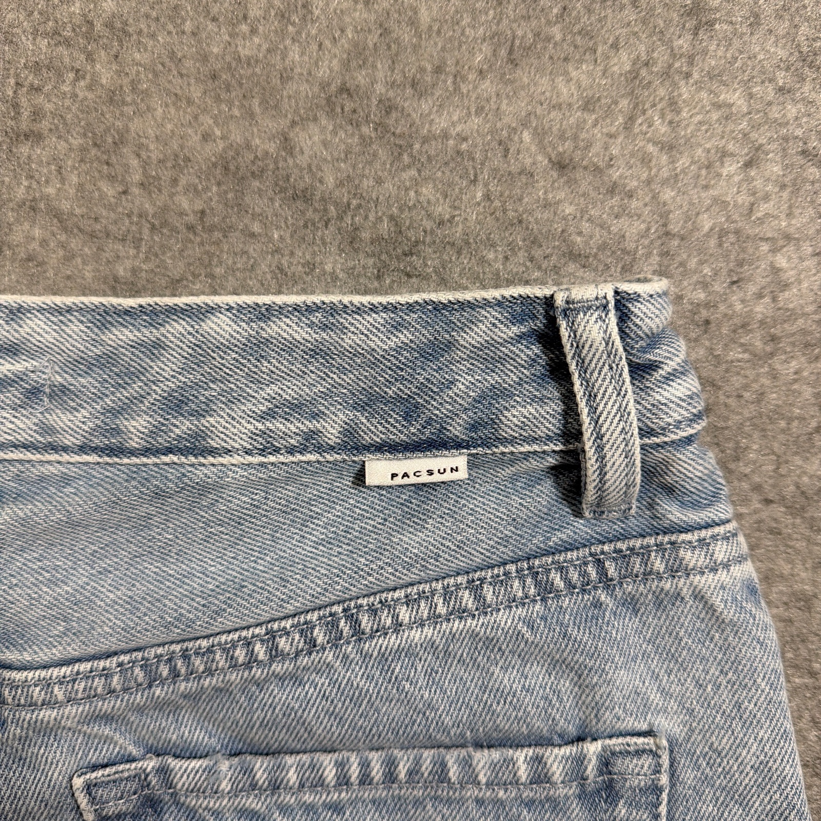 PacSun 90s Boyfriend Jeans Womens 28 Light Blue Wash Pintuck Split Hem Cotton thumbnail 10