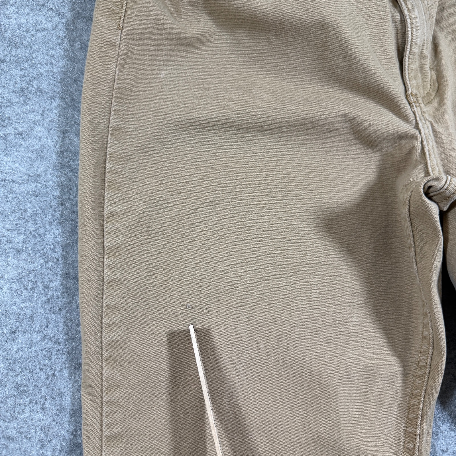 Lee Pants Womens 12 Short Khaki Straight Leg Mid Rise Stretch Cotton 5 Pocket thumbnail 5