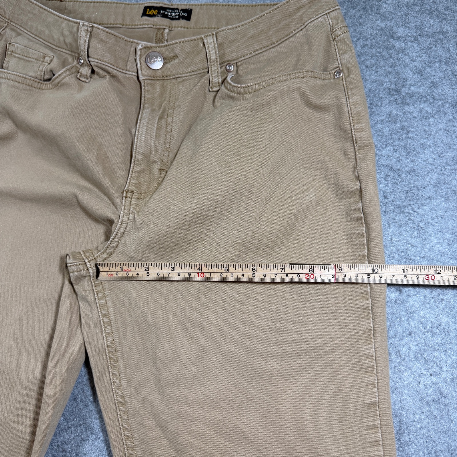 Lee Pants Womens 12 Short Khaki Straight Leg Mid Rise Stretch Cotton 5 Pocket thumbnail 9