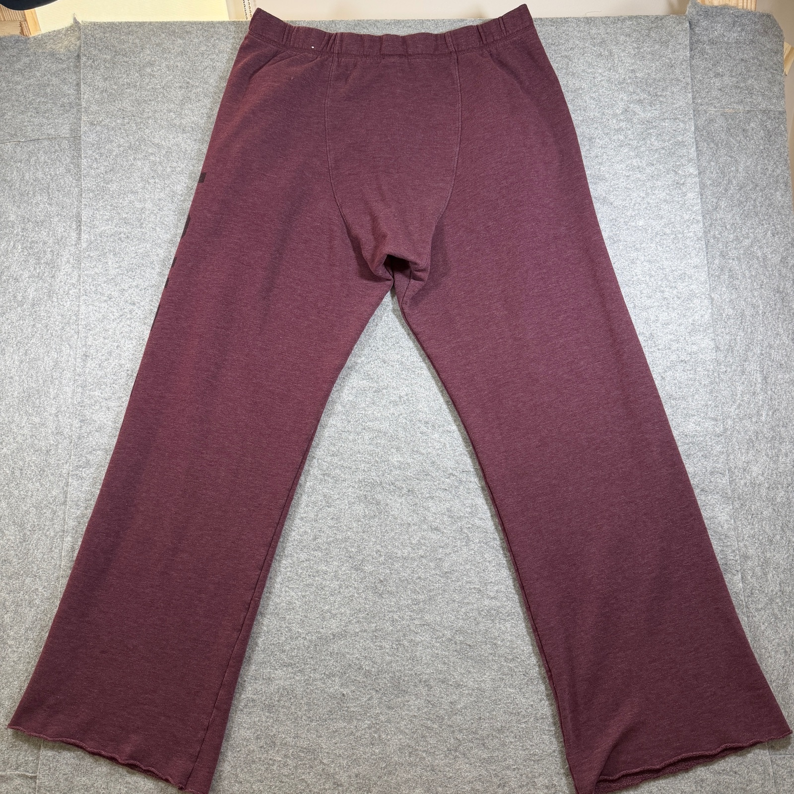 PINK Victorias Secret Love Pink Sweatpants Womens L Maroon Raw Hem Cotton Lounge thumbnail 2