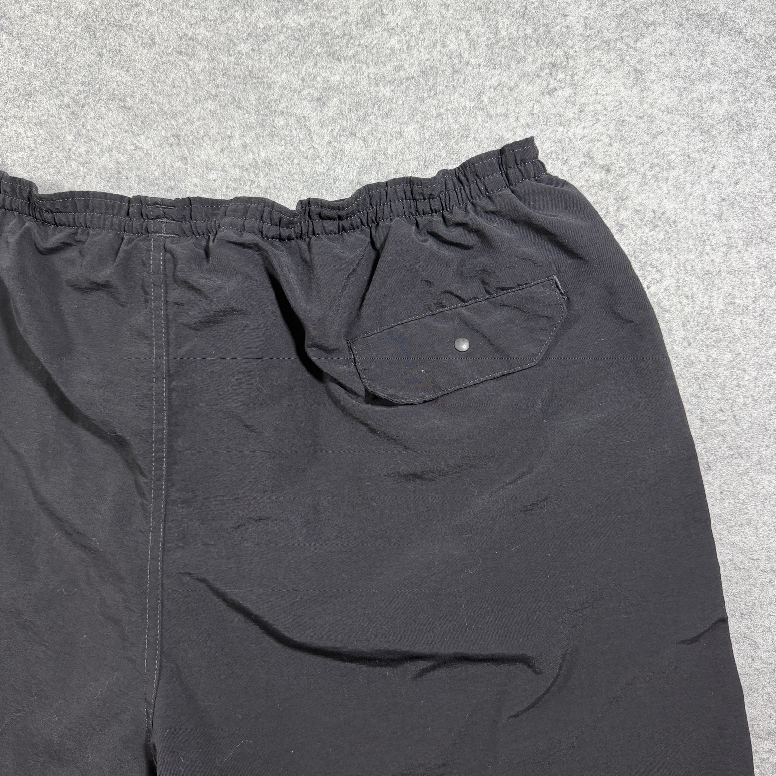 Patagonia Swim Shorts Mens XL Black Nylon Drawstring Lined Outdoor Casual FLAWS thumbnail 3
