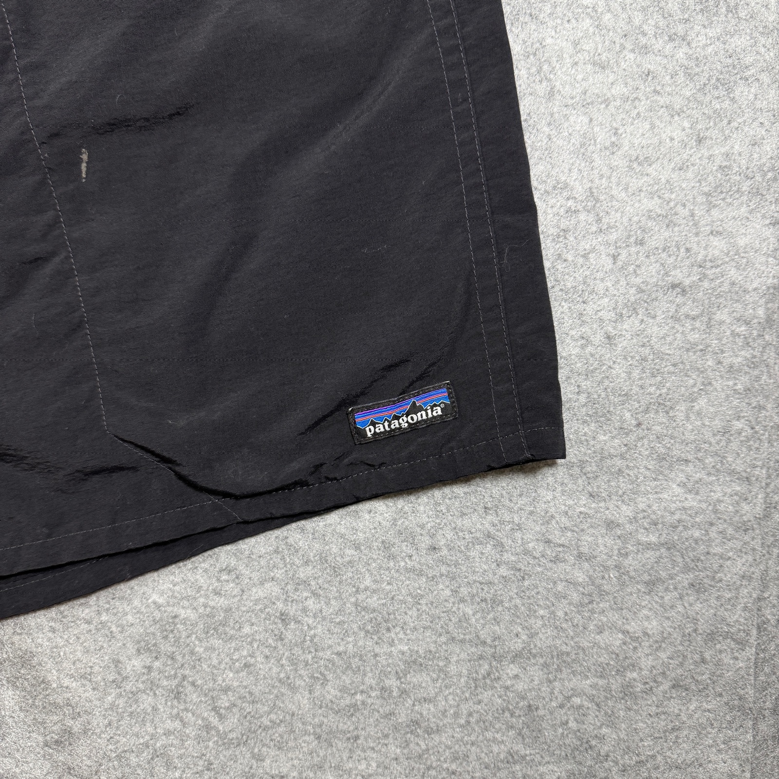 Patagonia Swim Shorts Mens XL Black Nylon Drawstring Lined Outdoor Casual FLAWS thumbnail 4