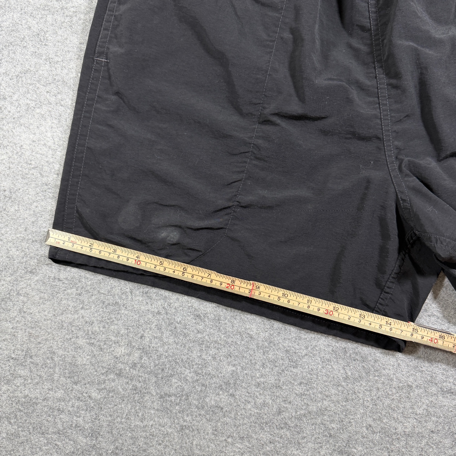 Patagonia Swim Shorts Mens XL Black Nylon Drawstring Lined Outdoor Casual FLAWS thumbnail 9