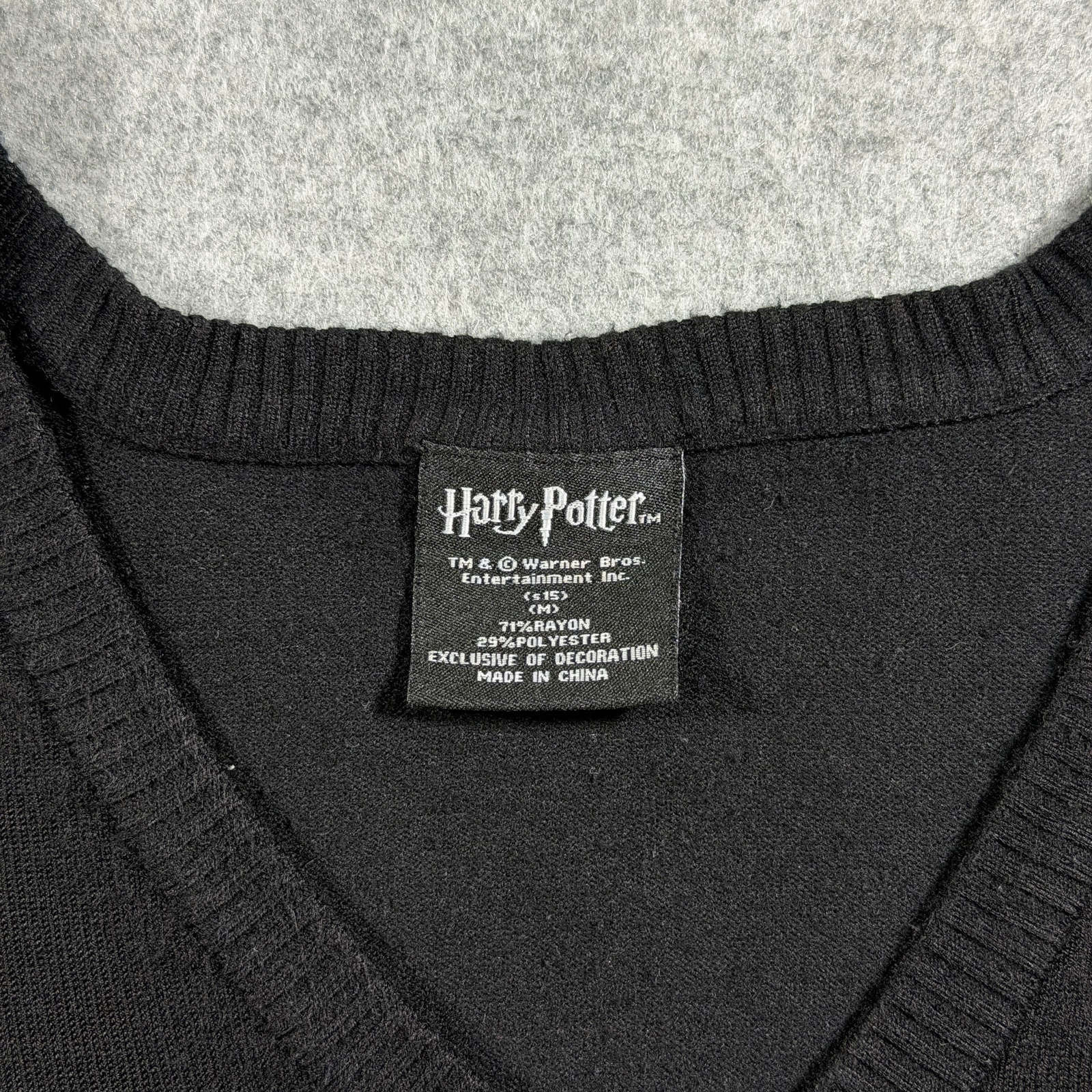 Harry Potter Slytherin Cardigan Womens M Black Button Front Crest Embroidery thumbnail 6