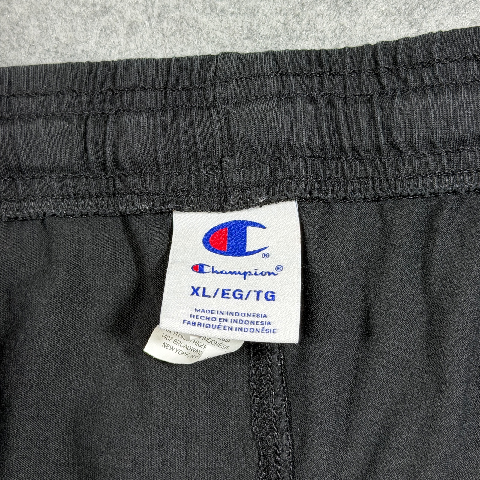 Champion Sweat Shorts Mens XL Black Cotton Drawstring Athletic Gym Lounge Light thumbnail 4