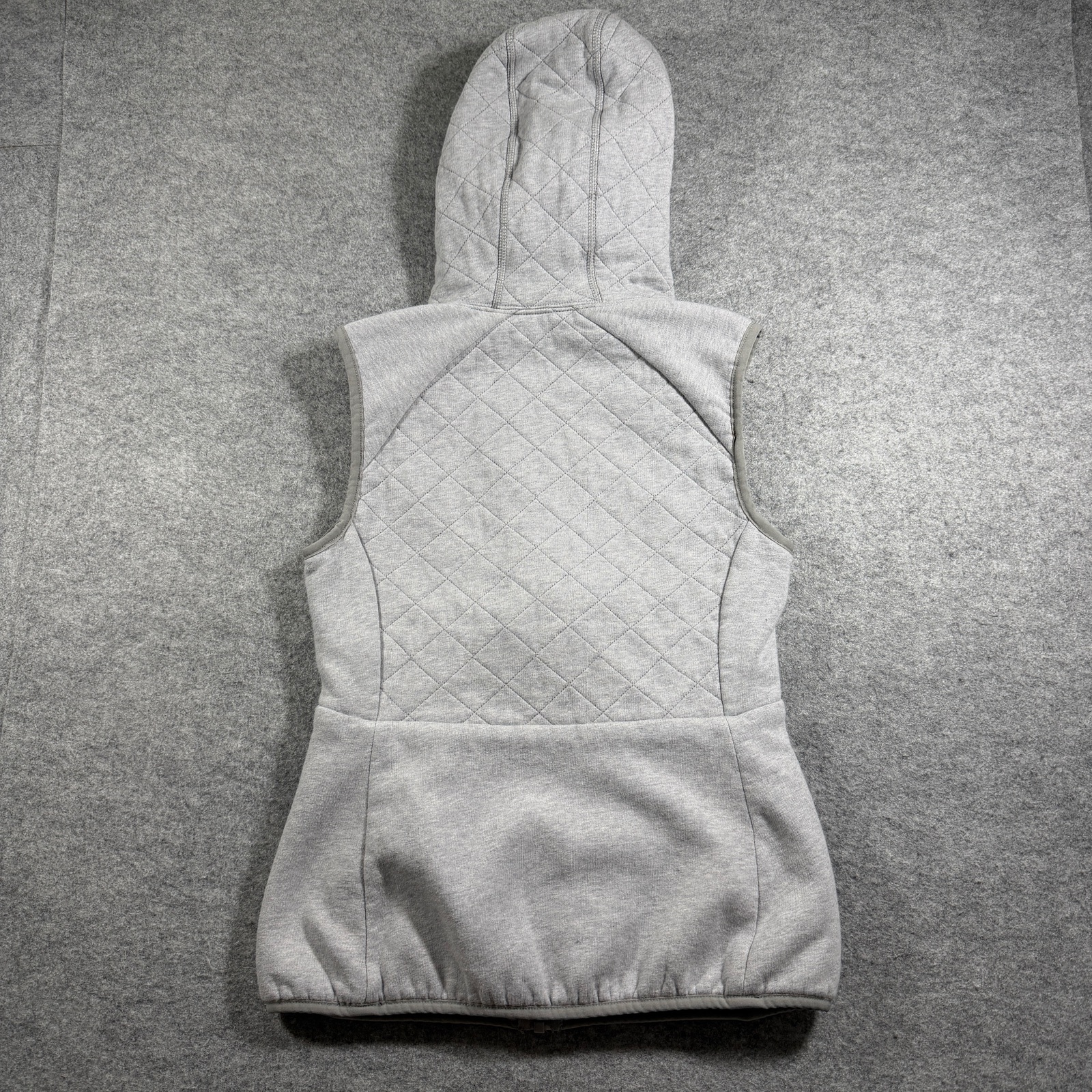 The North Face Oso Hooded Vest Womens S Gray Quilted Full Zip Fleece Reversible thumbnail 4