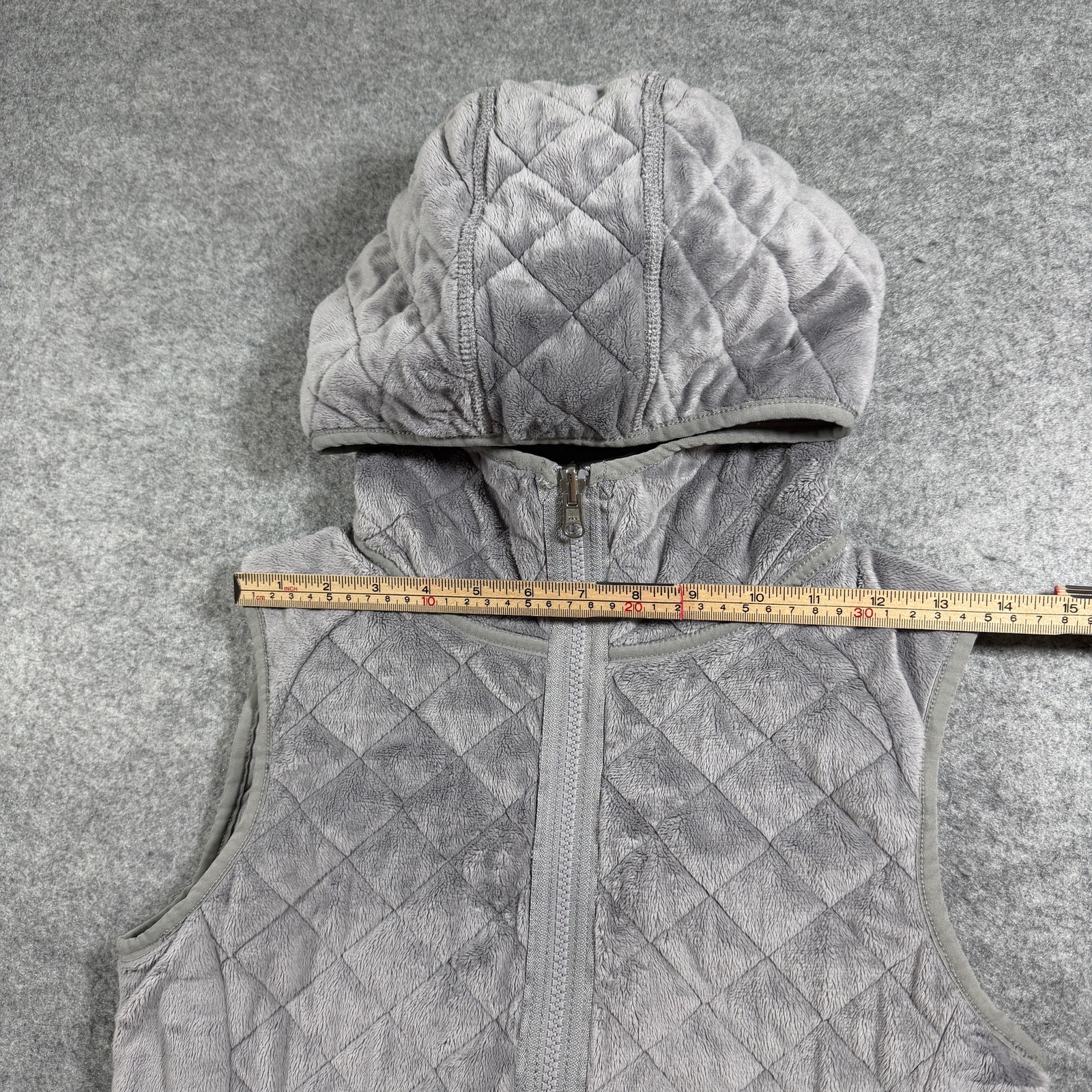 The North Face Oso Hooded Vest Womens S Gray Quilted Full Zip Fleece Reversible thumbnail 8