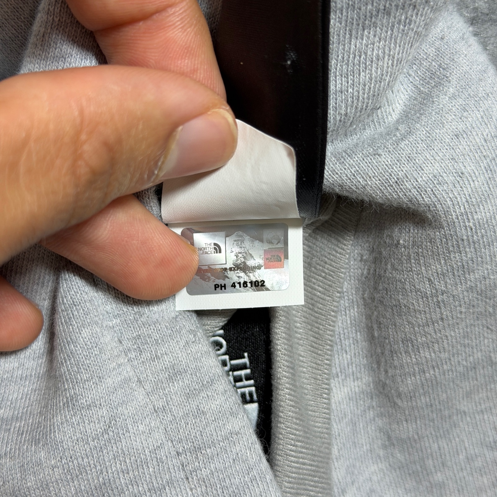 The North Face Oso Hooded Vest Womens S Gray Quilted Full Zip Fleece Reversible thumbnail 11
