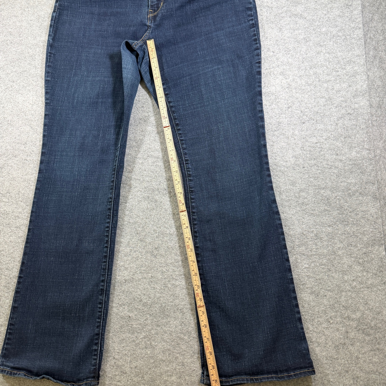 Levi's Classic Boot Jeans Womens 33 Dark Blue Bootcut Denim Red Tab Stretch thumbnail 7