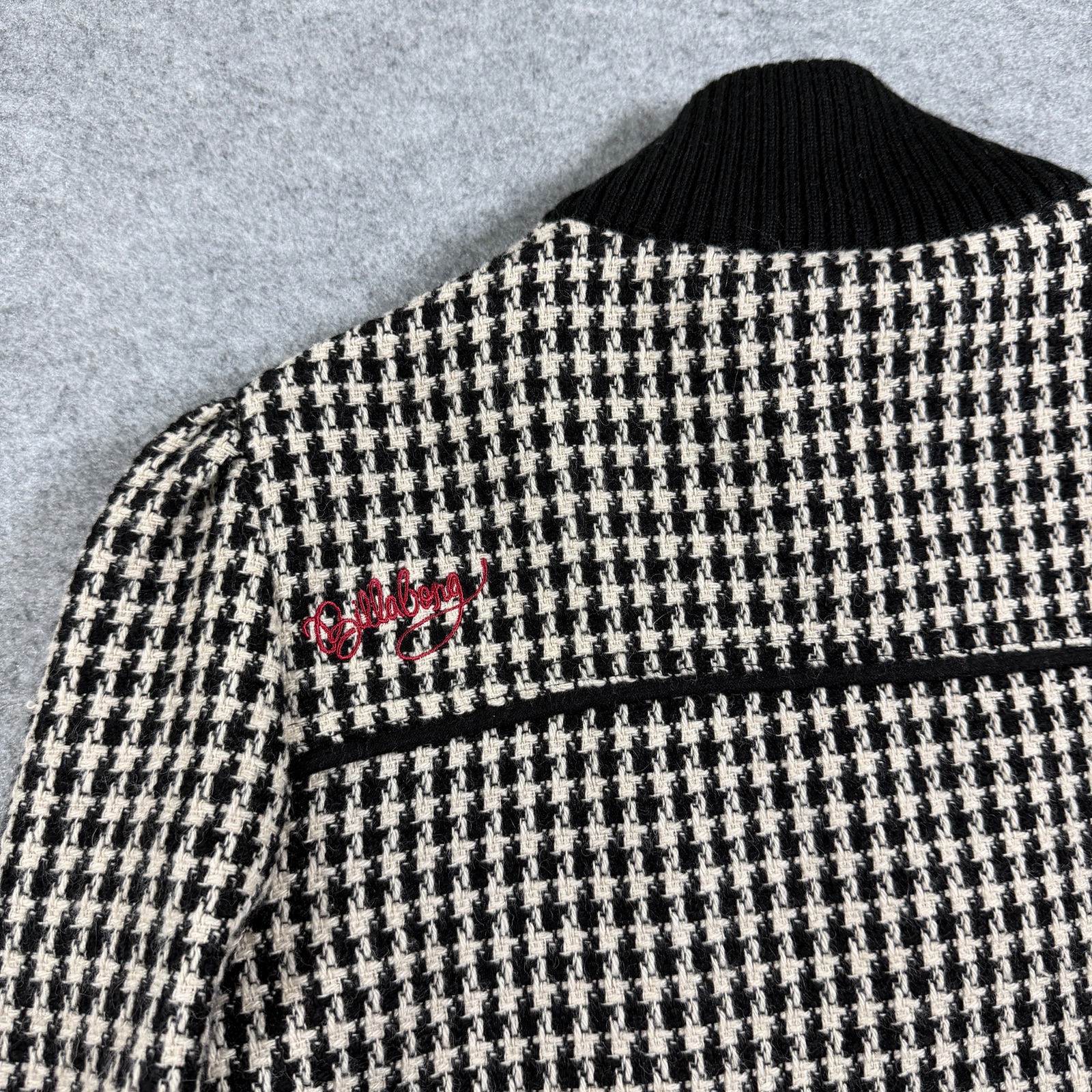 Y2K Billabong Lumber Jane Wool Blend Bomber Jacket Womens M Black Houndstooth thumbnail 3