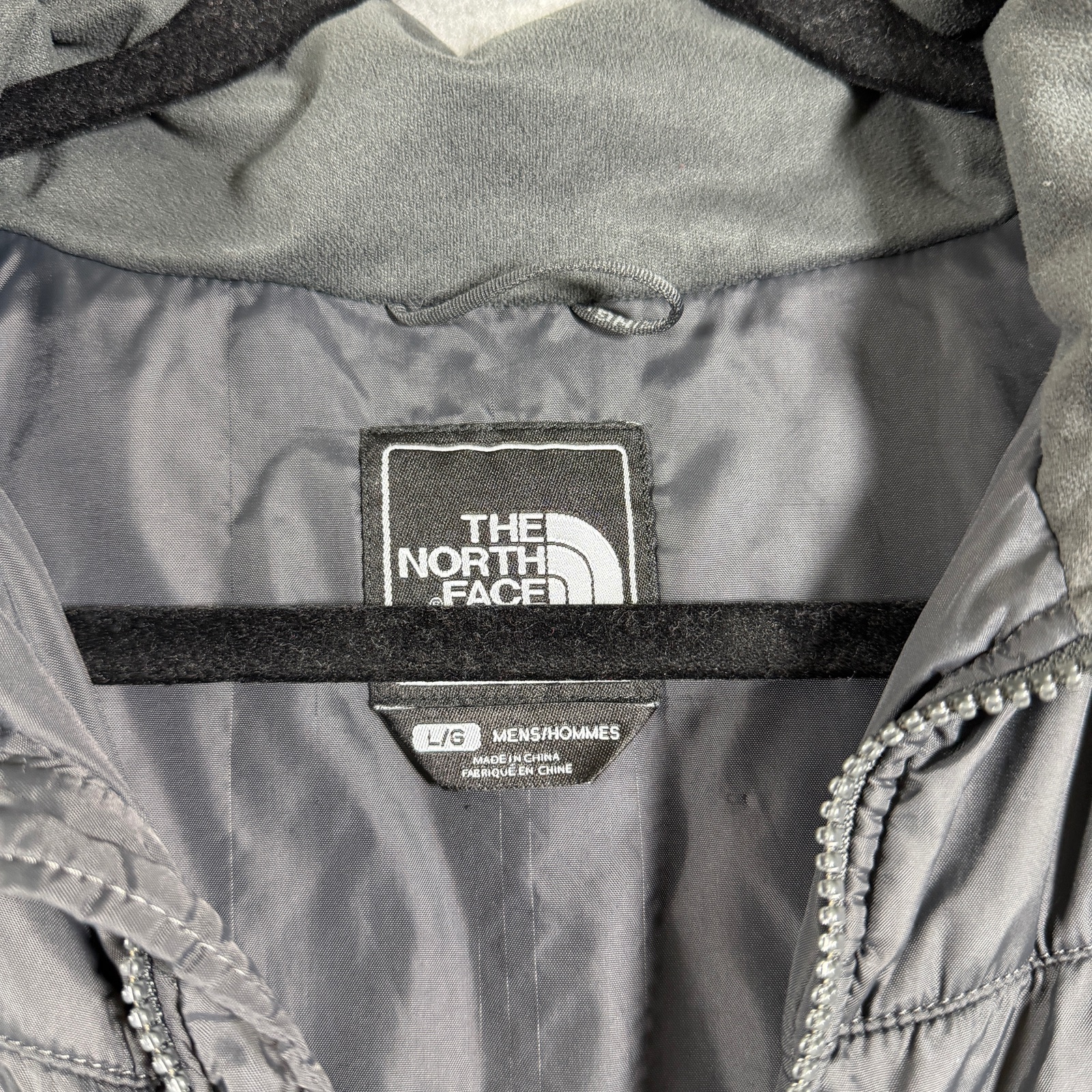 The North Face Puffer Jacket Mens L Dark Gray Full Zip Insulated Outdoor FLAWS thumbnail 5