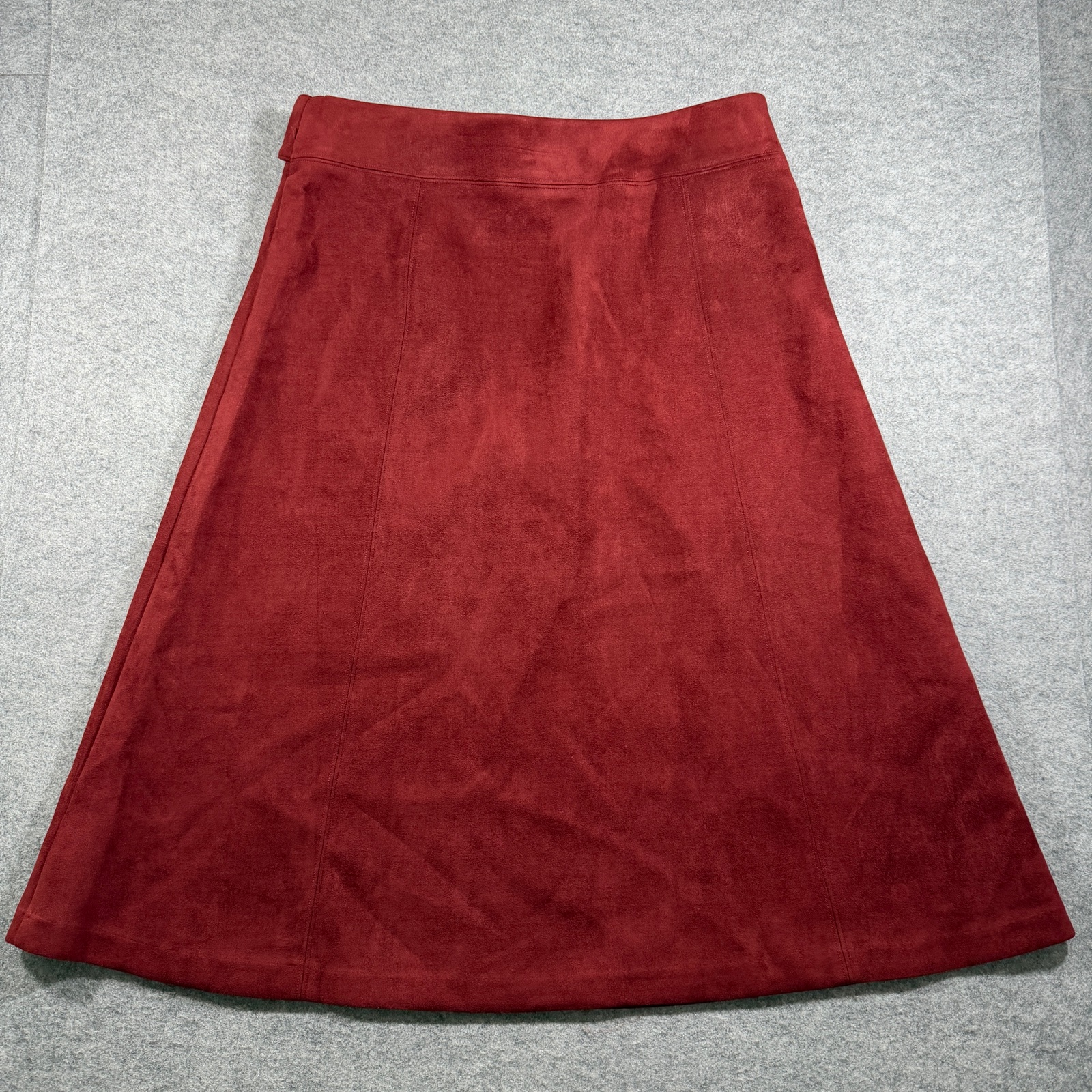 Marc New York Velvet Texture Skirt Womens L Burgundy Gold Buckle Stretch thumbnail 2