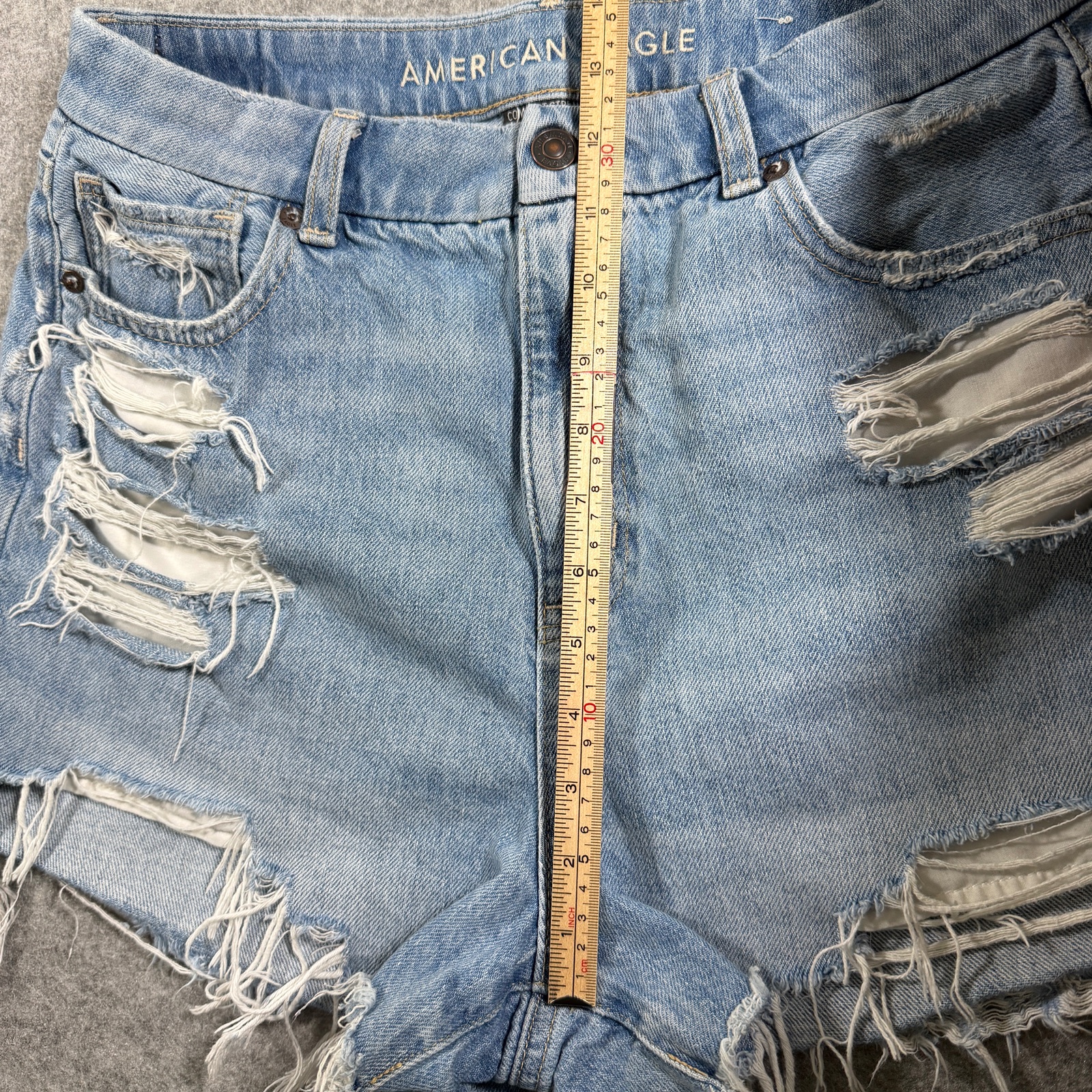 American Eagle Curvy Mom Shorts Womens 10 Light Blue Denim Distressed Ripped thumbnail 9