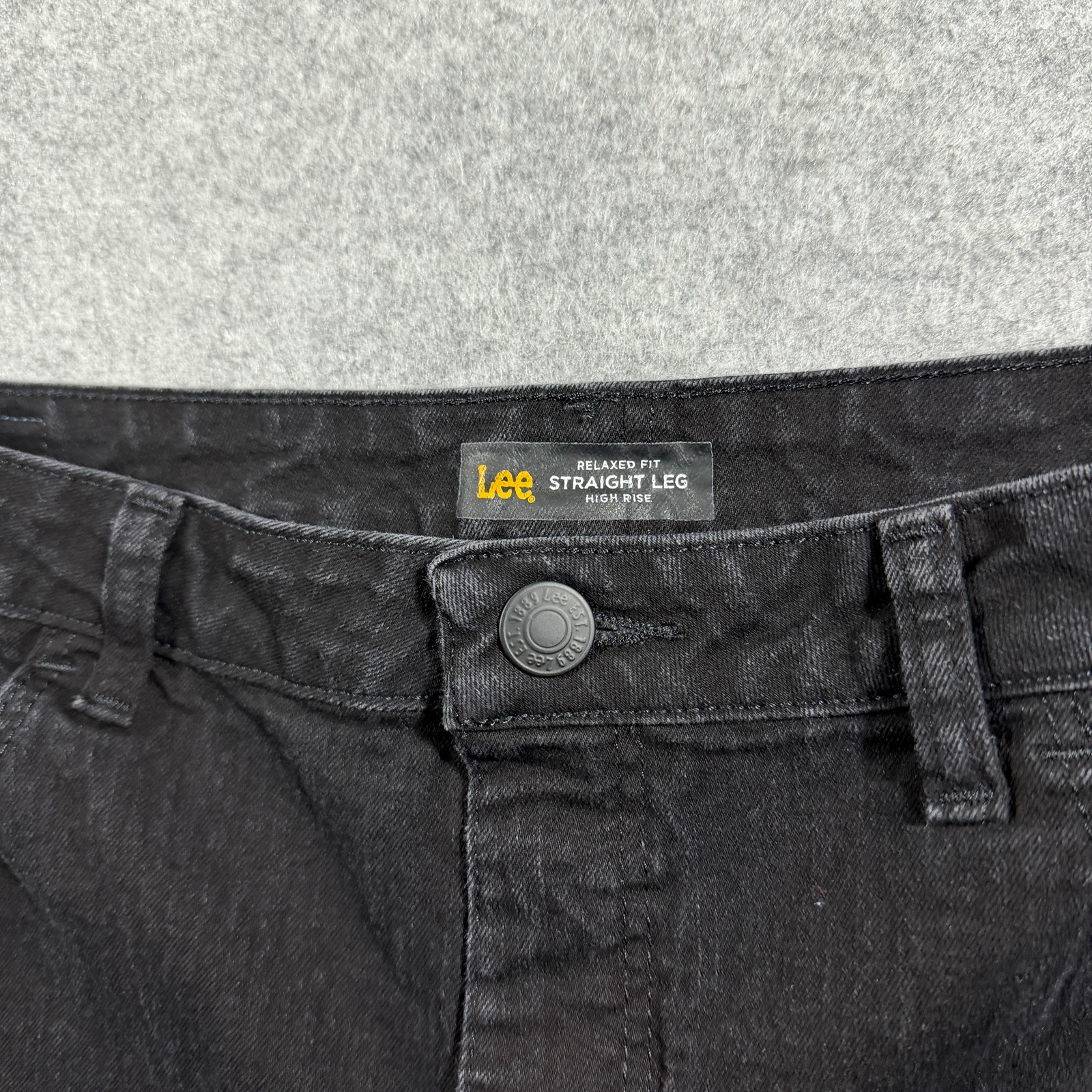 Lee Jeans Womens 12 Short Black Slimming Relaxed Fit Straight Leg High Rise thumbnail 10