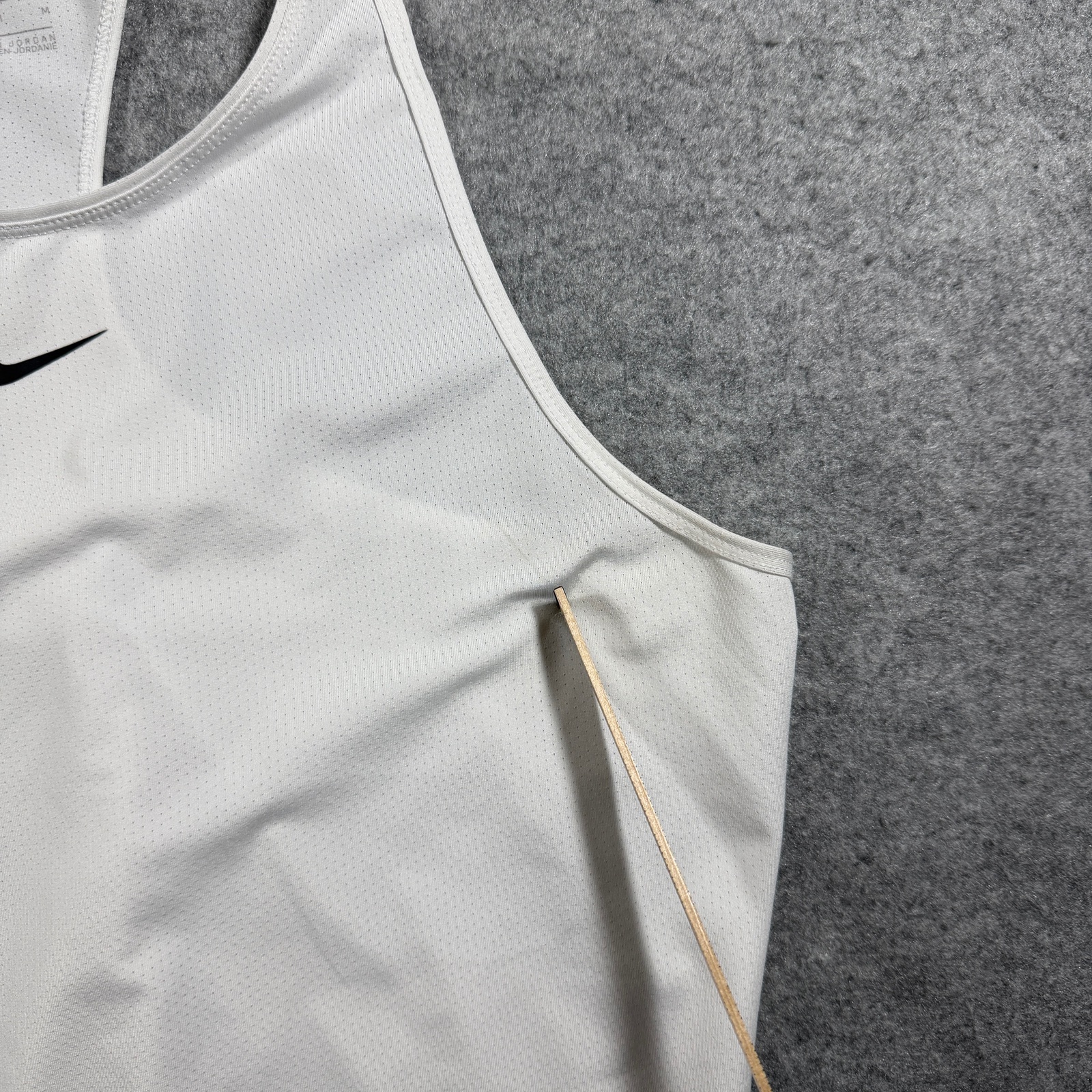 Nike Dri-FIT Tank Top Womens M White Racerback Athletic Stretch Workout Running thumbnail 3