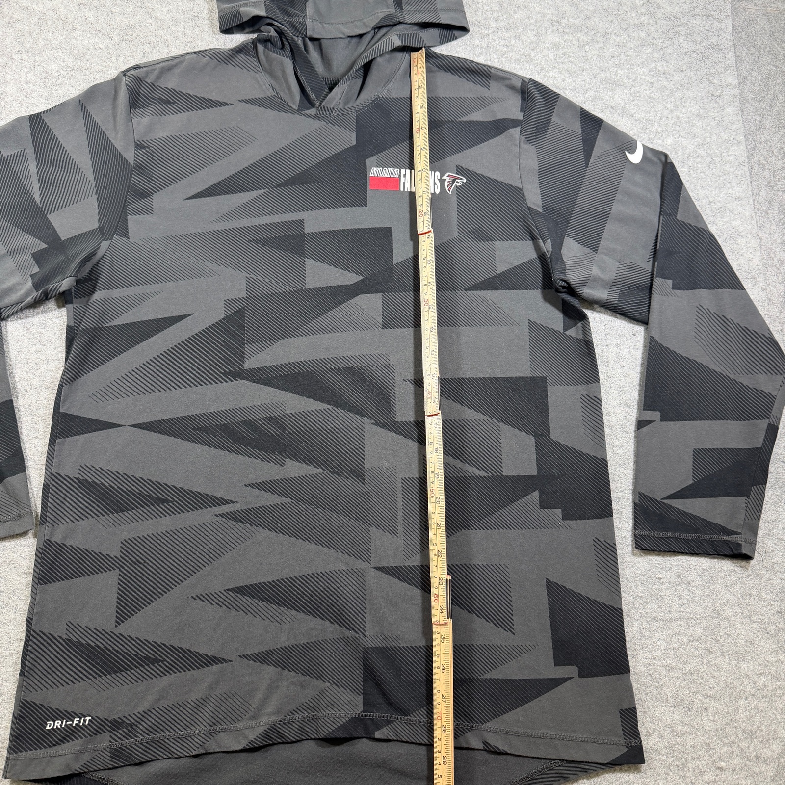 Nike Atlanta Falcons Hoodie Mens L Black Gray Camo Lightweight Dri-Fit Pullover thumbnail 6
