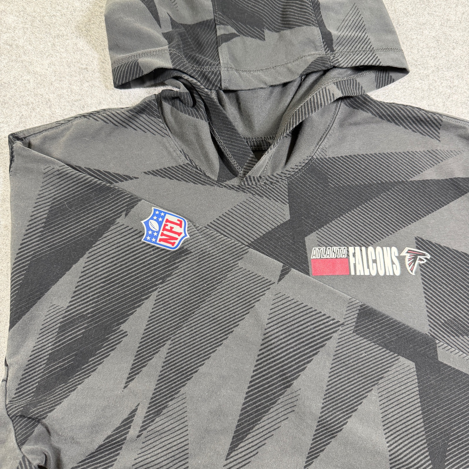 Nike Atlanta Falcons Hoodie Mens L Black Gray Camo Lightweight Dri-Fit Pullover thumbnail 9