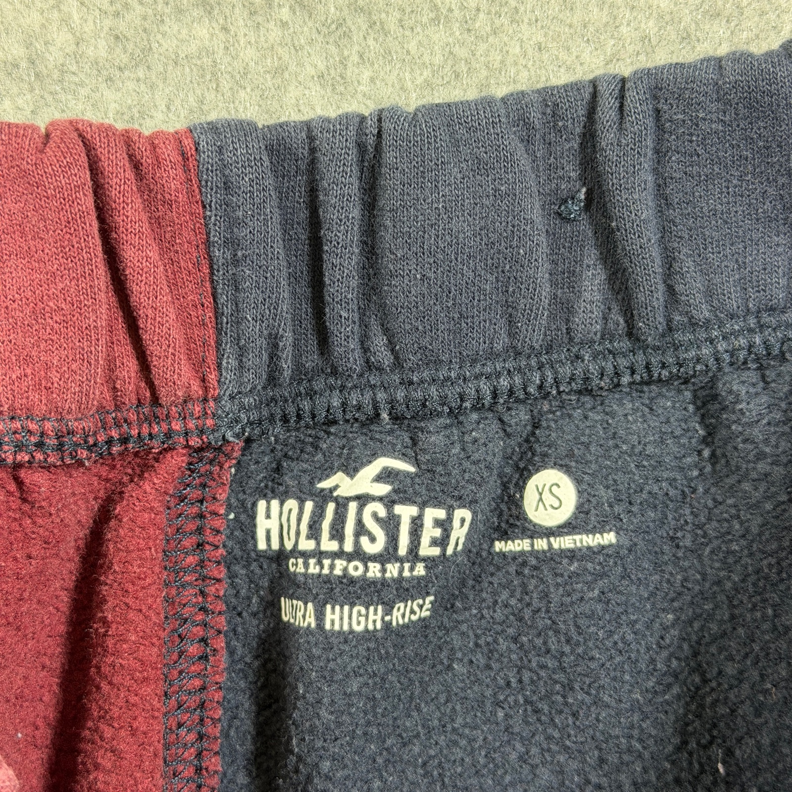 Hollister Joggers Womens XS Maroon Navy Color Block Santa Clara Sweatpants thumbnail 4