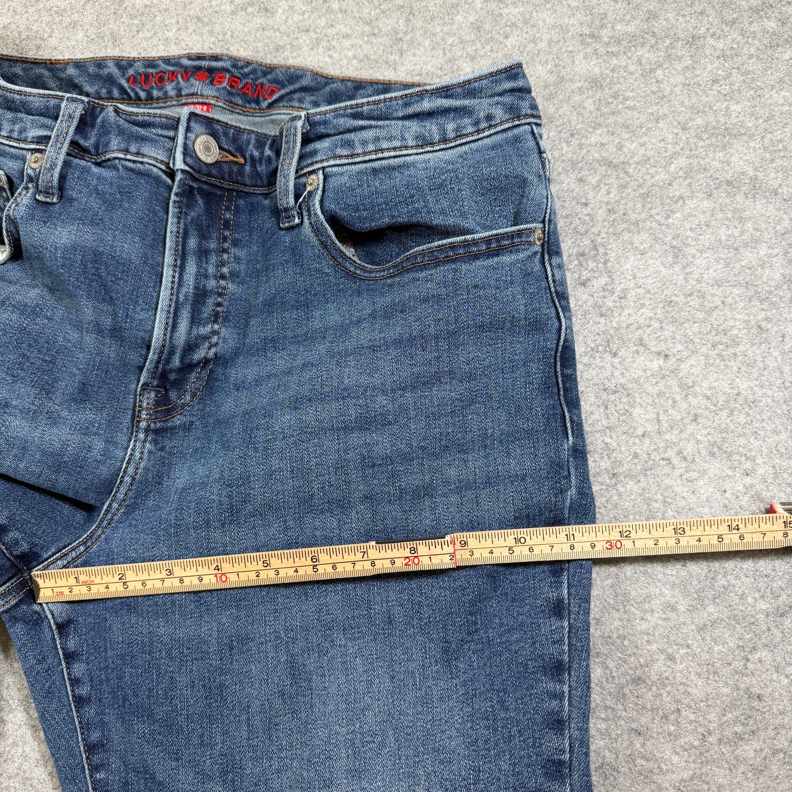 Lucky Brand Curvy Flare Jeans Womens 14/32R Blue Denim High Rise Stretch Fade thumbnail 8
