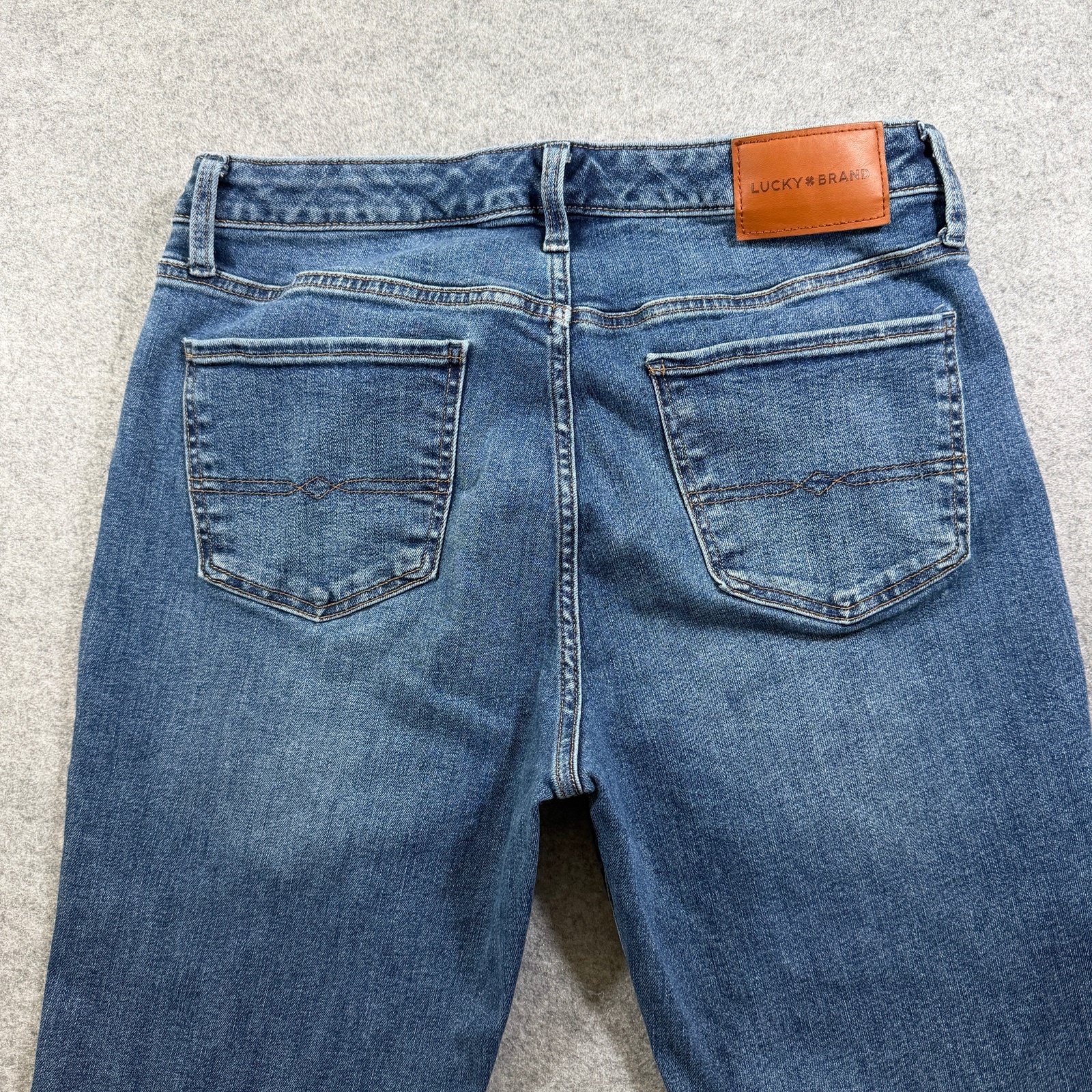 Lucky Brand Curvy Flare Jeans Womens 14/32R Blue Denim High Rise Stretch Fade thumbnail 10