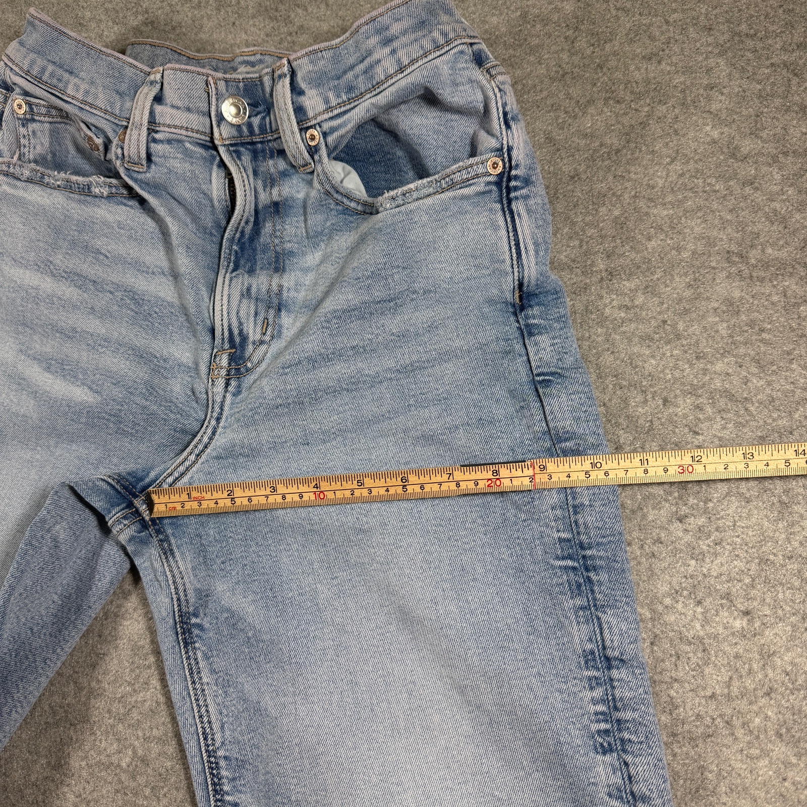 American Eagle 90s Boyfriend Jeans Womens 6 Regular Light Blue Highest Rise thumbnail 9