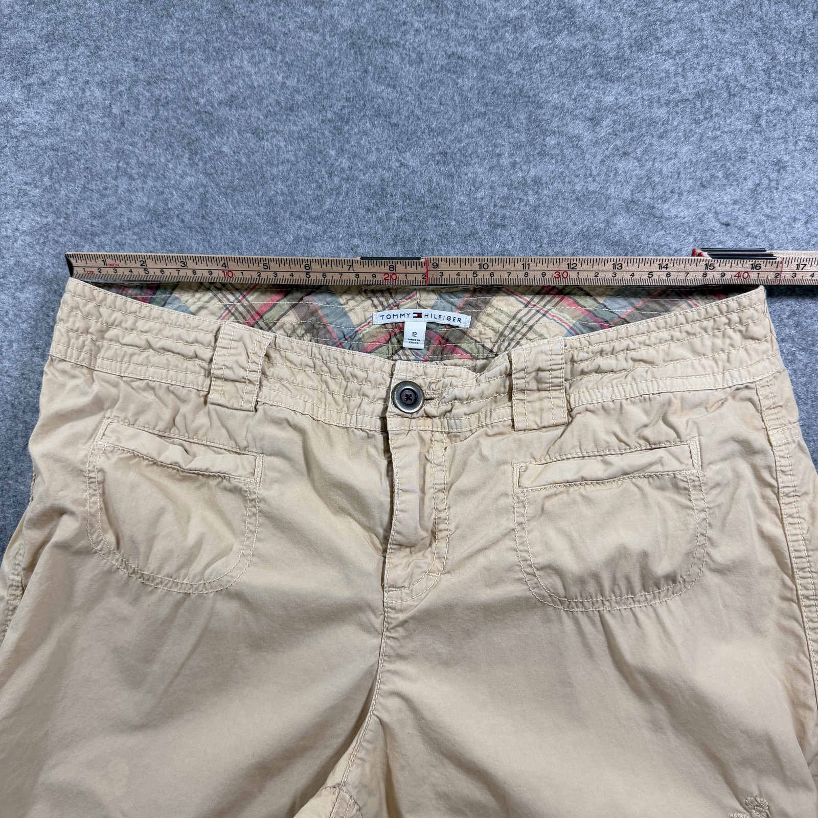 VTG Tommy Hilfiger Cargo Capri Pants Womens 12 Khaki Cotton Cropped Embroidered thumbnail 7