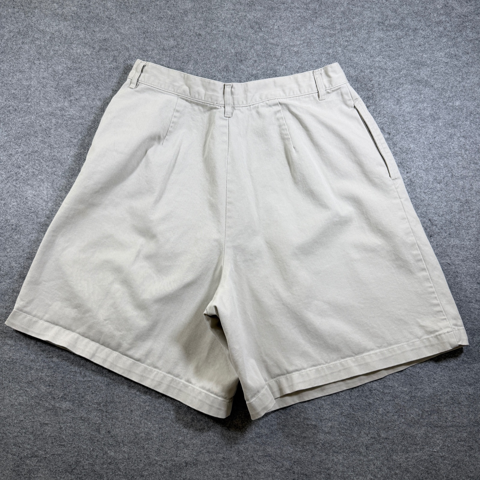 Vintage Ralph Lauren Sport Chino Shorts Mens 14 Khaki Pleated Front Pony Logo thumbnail 2