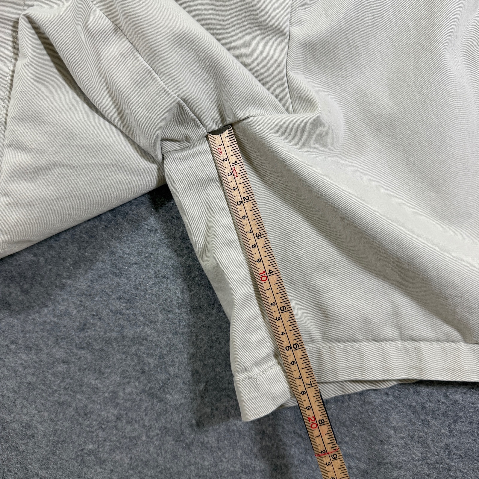 Vintage Ralph Lauren Sport Chino Shorts Mens 14 Khaki Pleated Front Pony Logo thumbnail 7