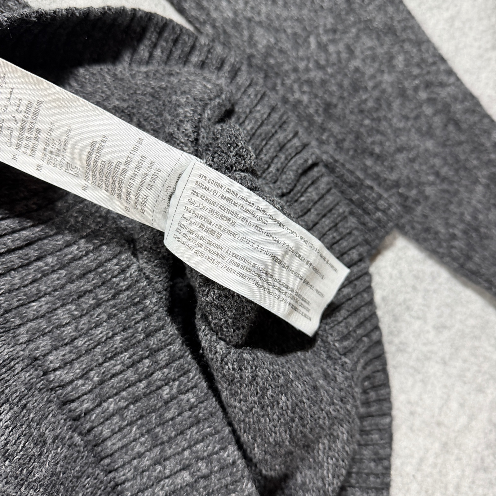 Abercrombie & Fitch Cardigan Sweater Mens M Charcoal Gray Button Front Preppy thumbnail 11