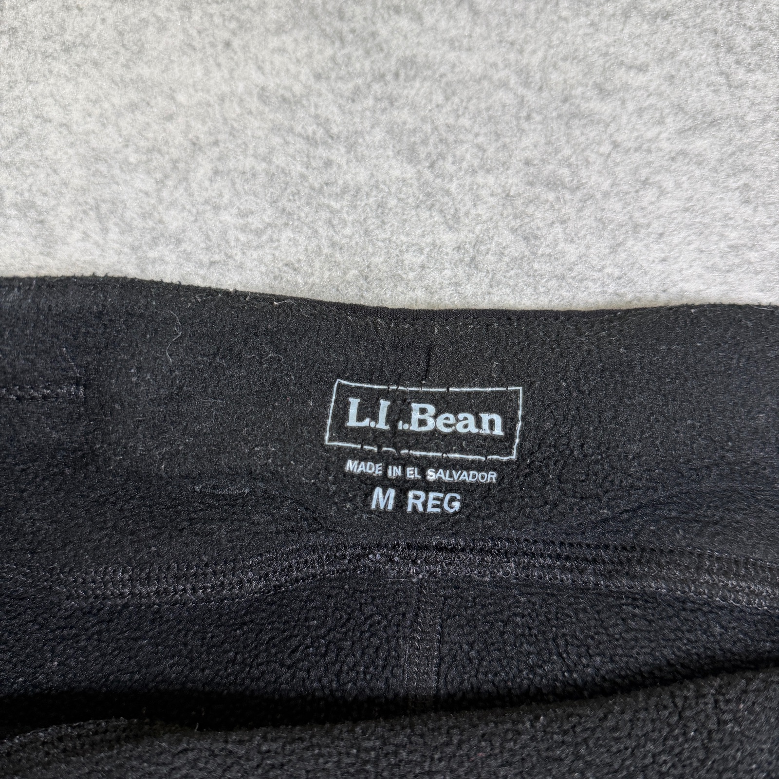 L.L.Bean Fleece Lined Leggings Womens M Black Yoga Stretch Drawstring Zip Pocket thumbnail 4