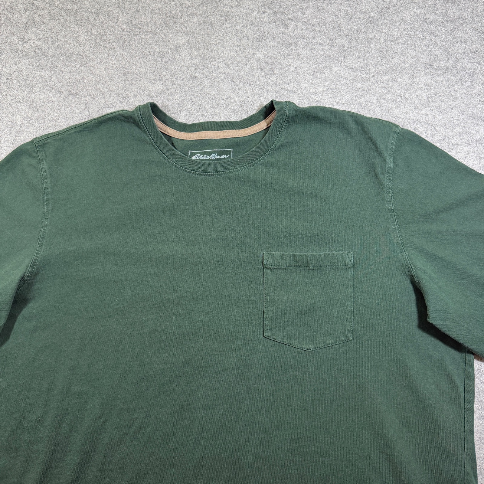 Eddie Bauer Long Sleeve T Shirt Mens XL Dark Green Cotton Crew Neck Logo Tab thumbnail 4