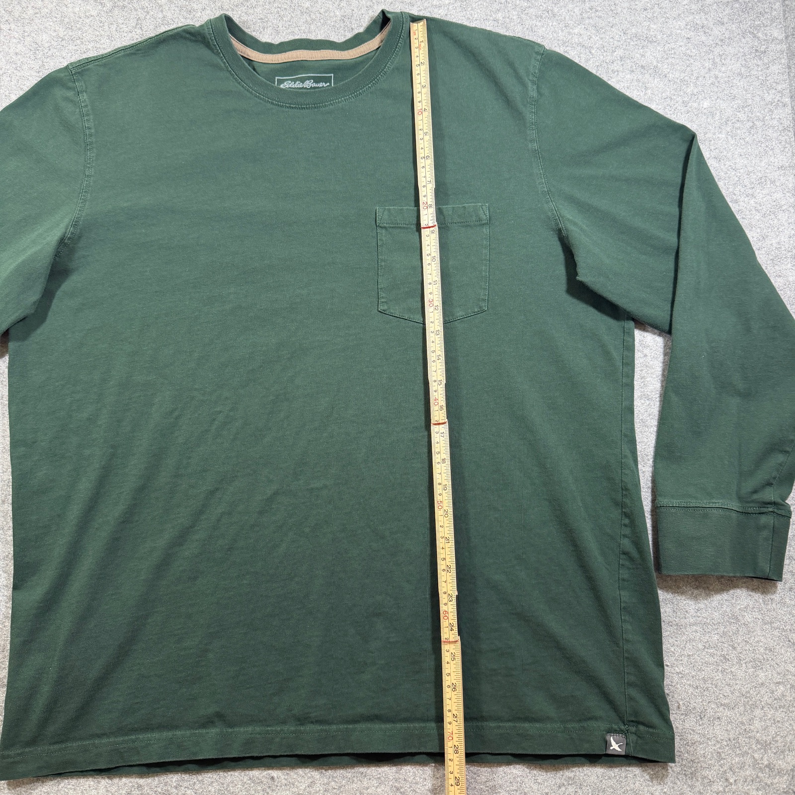 Eddie Bauer Long Sleeve T Shirt Mens XL Dark Green Cotton Crew Neck Logo Tab thumbnail 6