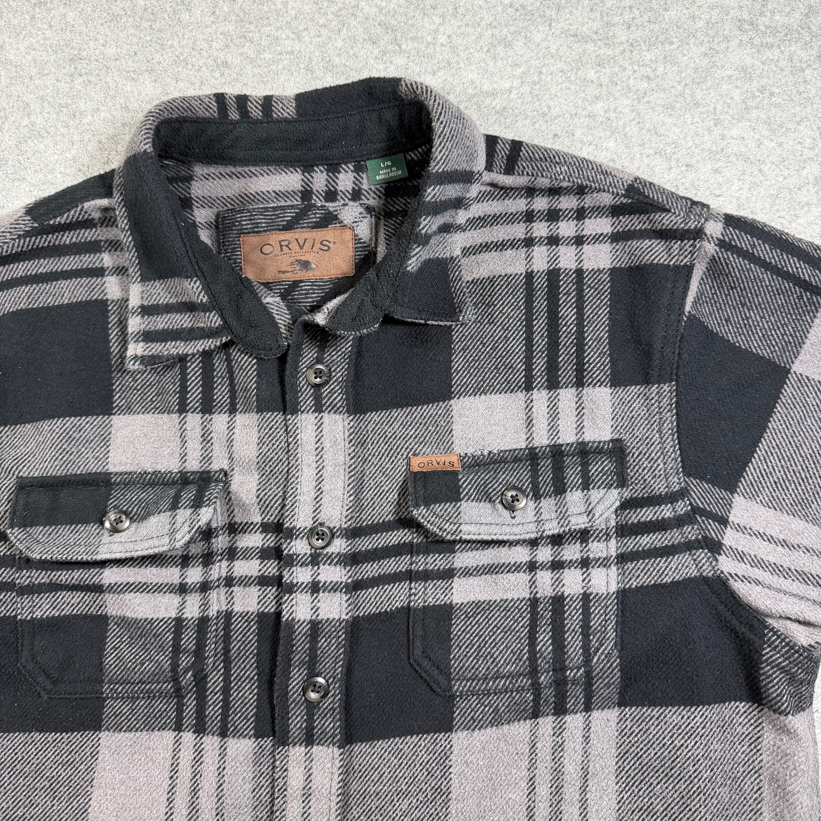 Orvis Heavyweight Flannel Shirt Mens L Gray Black Button Up 4 Pocket Outdoor thumbnail 3
