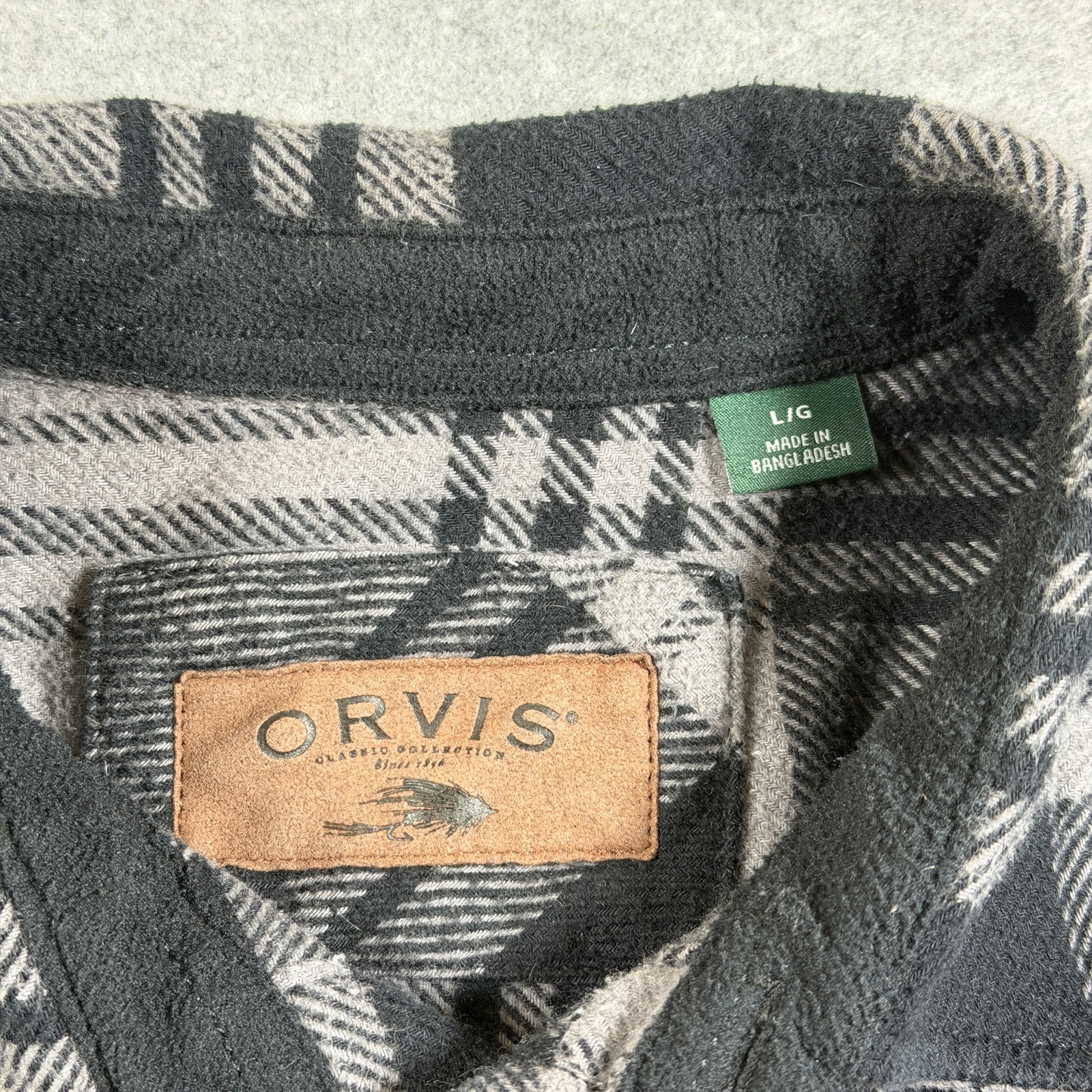 Orvis Heavyweight Flannel Shirt Mens L Gray Black Button Up 4 Pocket Outdoor thumbnail 4