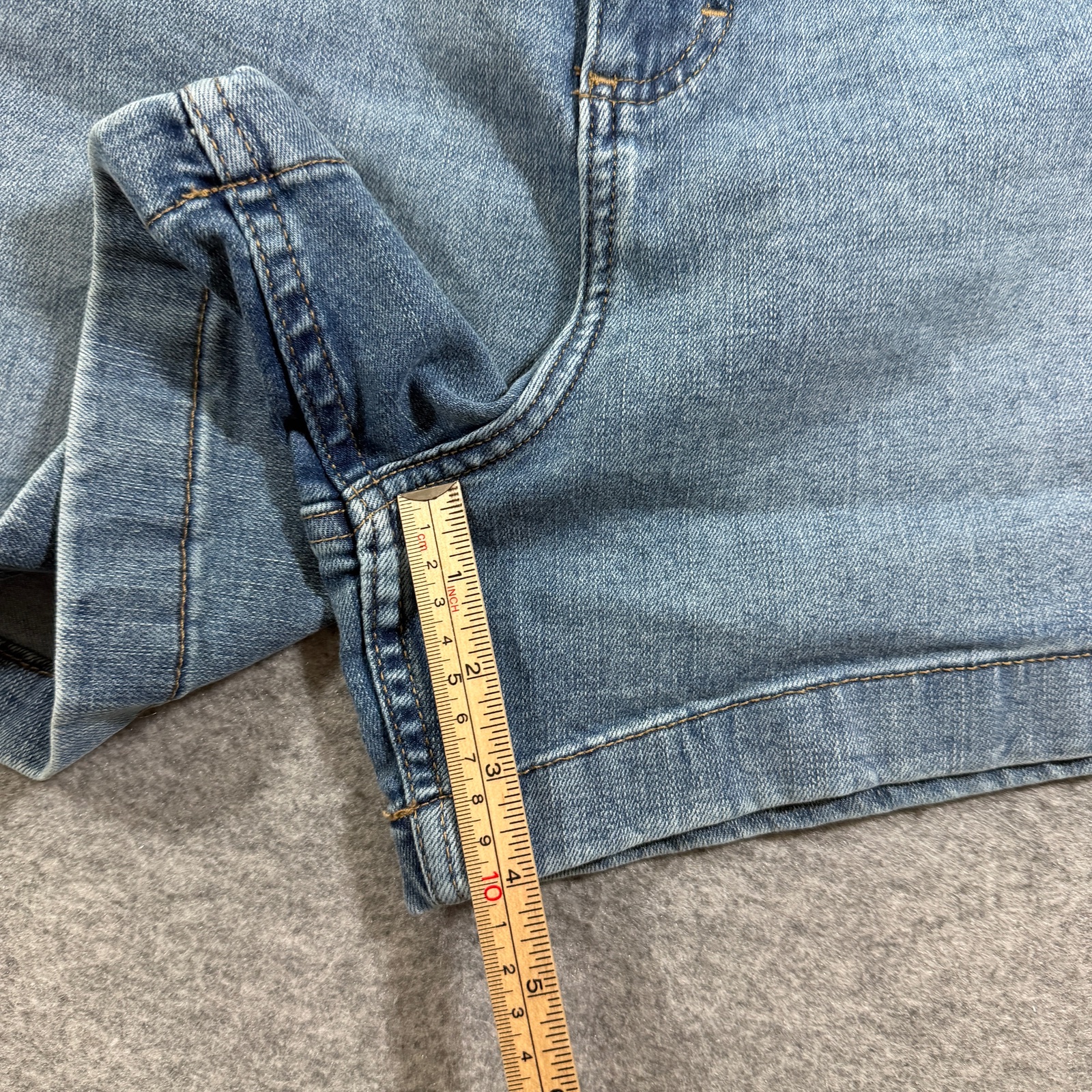 Lee Denim Shorts Womens 8 Light Wash High Rise Stretch 5 Pocket Casual Jeans thumbnail 8
