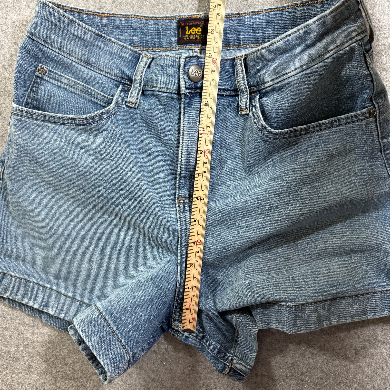 Lee Denim Shorts Womens 8 Light Wash High Rise Stretch 5 Pocket Casual Jeans thumbnail 9