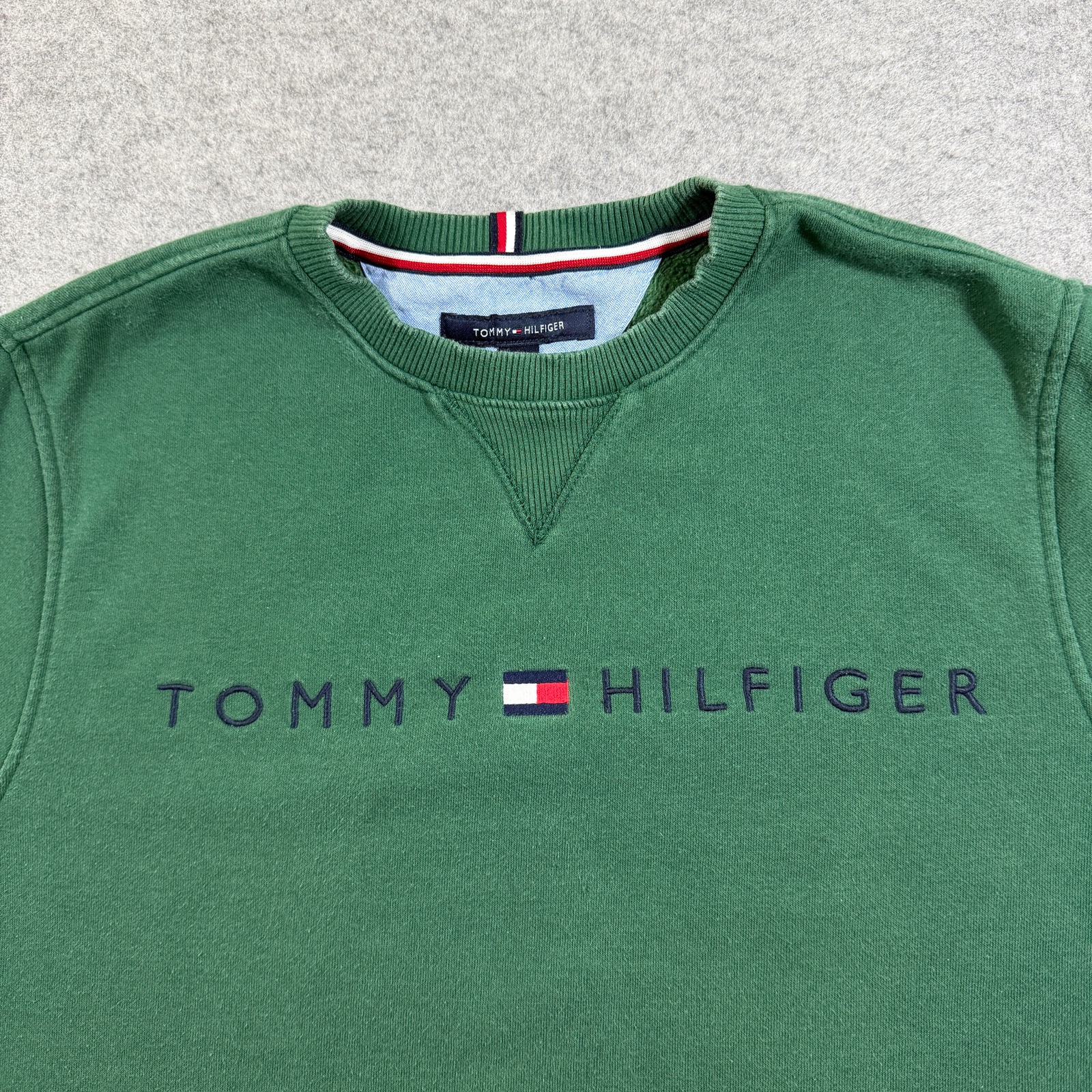 Tommy Hilfiger Sweatshirt Mens S Green Crewneck Flag Logo Fleece Ribbed Cuffs thumbnail 5