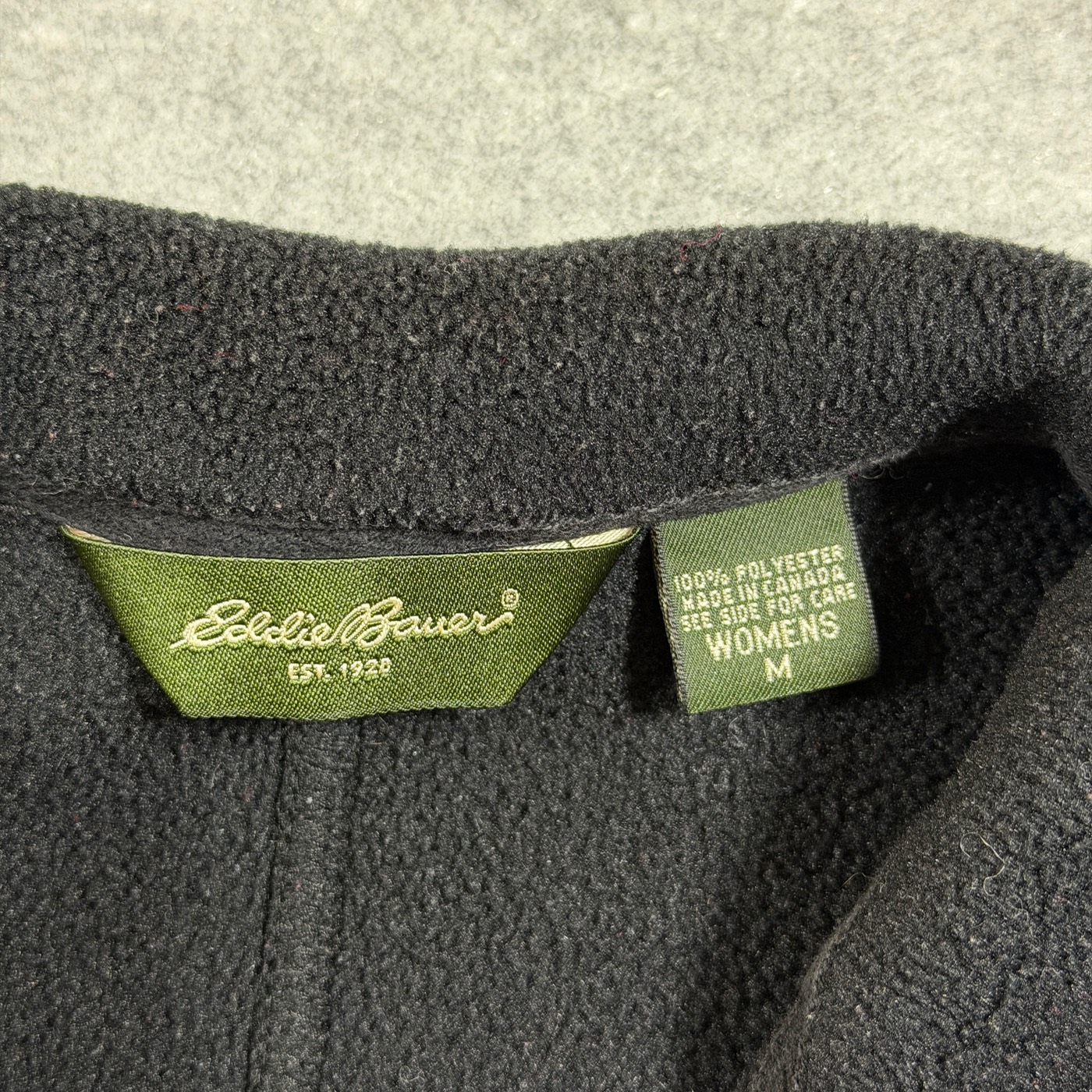 Eddie Bauer Polartec Fleece Vest Womens M Black Full Zip Pockets Hiking Outdoor thumbnail 5