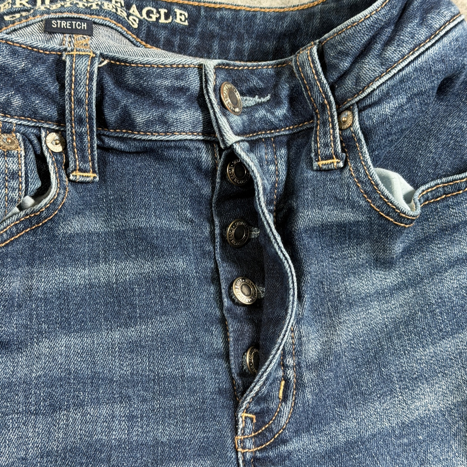 American Eagle Vintage Hi-Rise Jeans Womens 6 Blue Denim Stretch Button Fly thumbnail 3