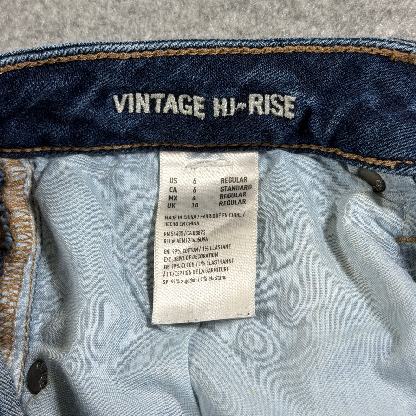 American Eagle Vintage Hi-Rise Jeans Womens 6 Blue Denim Stretch Button Fly thumbnail 4
