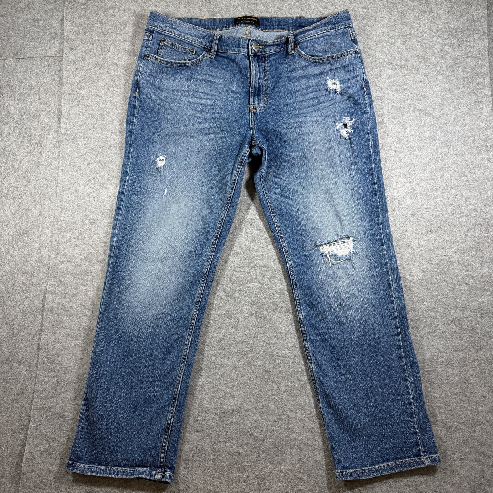 Banana Republic Girlfriend Jeans Womens M (33x27) Blue Denim Distressed Stretch