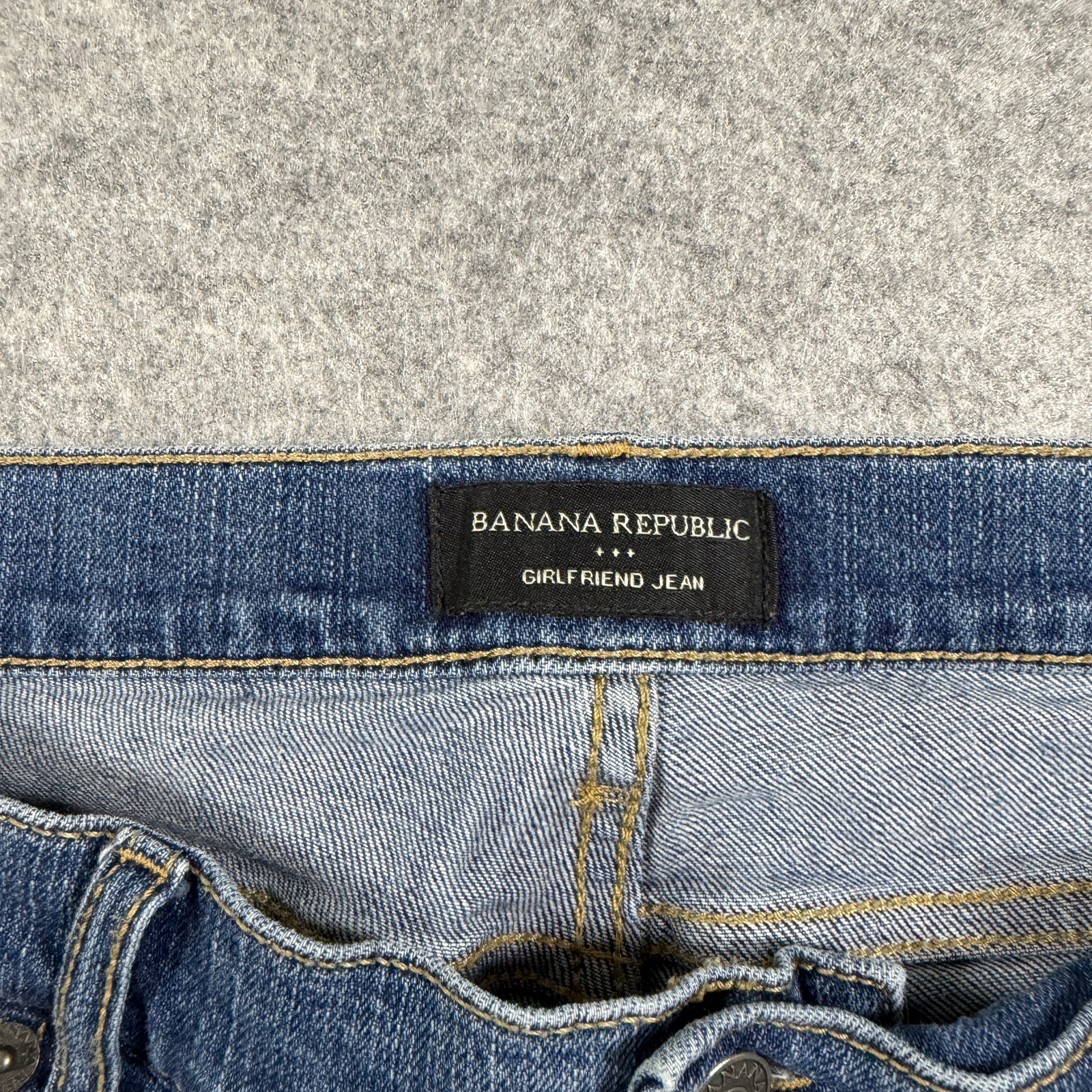 Banana Republic Girlfriend Jeans Womens M (33x27) Blue Denim Distressed Stretch thumbnail 3