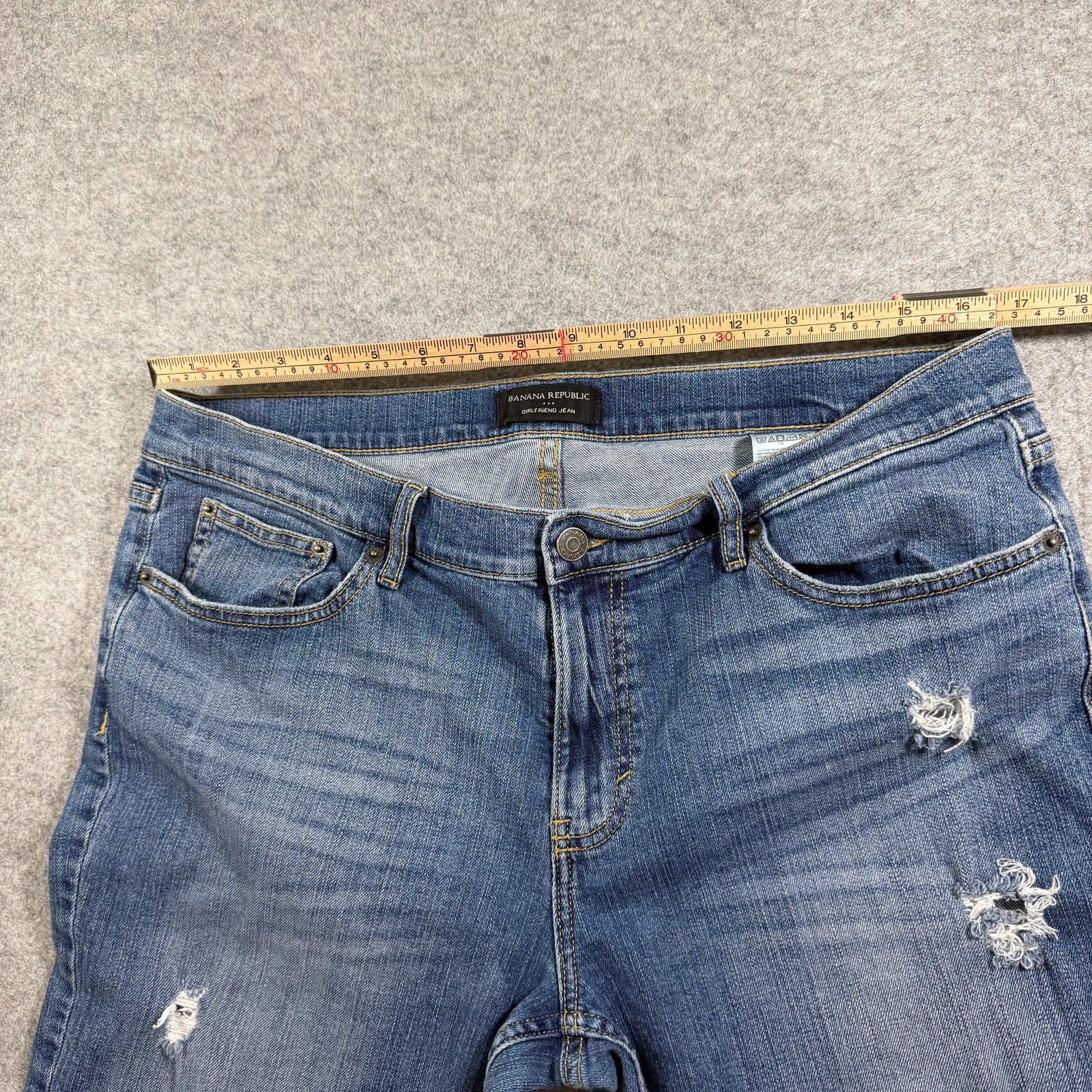 Banana Republic Girlfriend Jeans Womens M (33x27) Blue Denim Distressed Stretch thumbnail 6