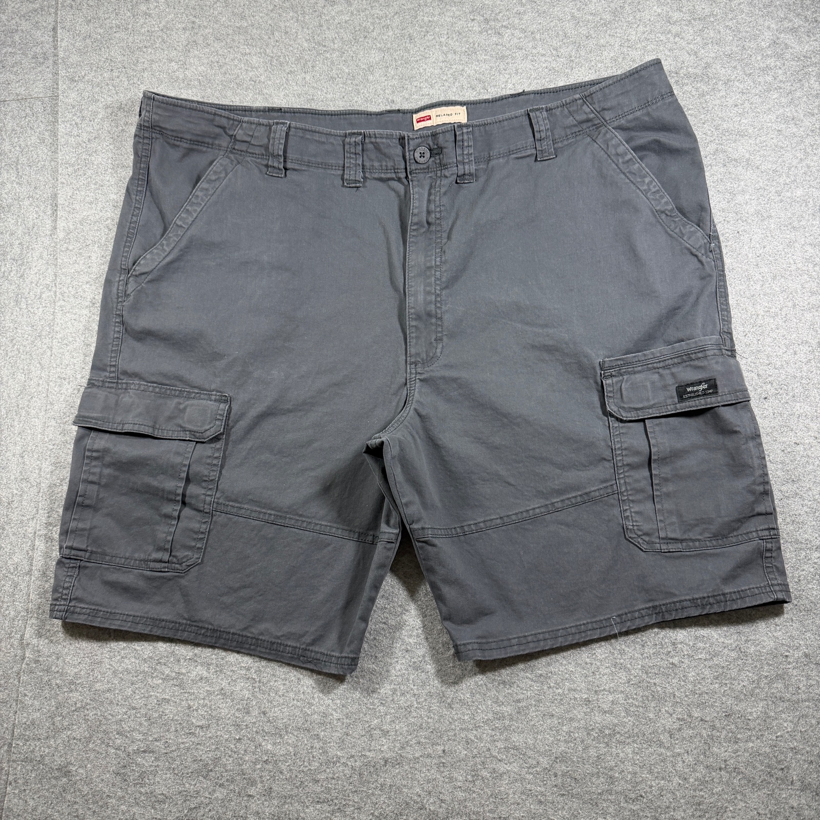 Wrangler Cargo Shorts Mens 48 Gray Relaxed Fit Cotton Utility Workwear Outdoor