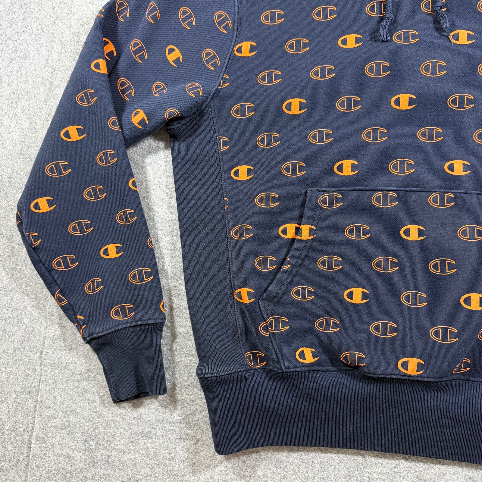 Champion Reverse Weave Hoodie Mens L Black Heavyweight Fleece Logo Pullover thumbnail 4