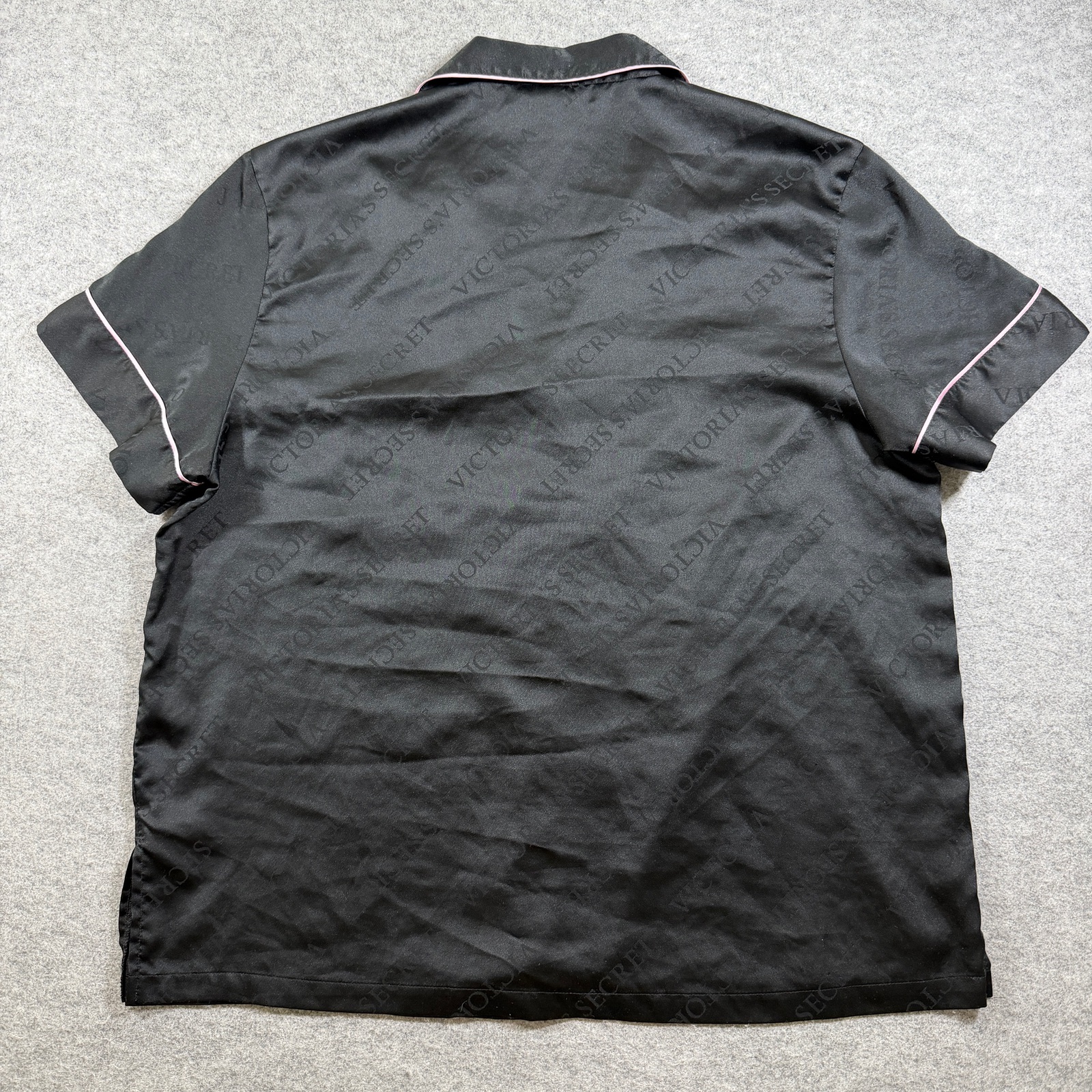 Victorias Secret Satin Pajama Top Womens L Black Logo Button Up Sleep Shirt Soft thumbnail 2