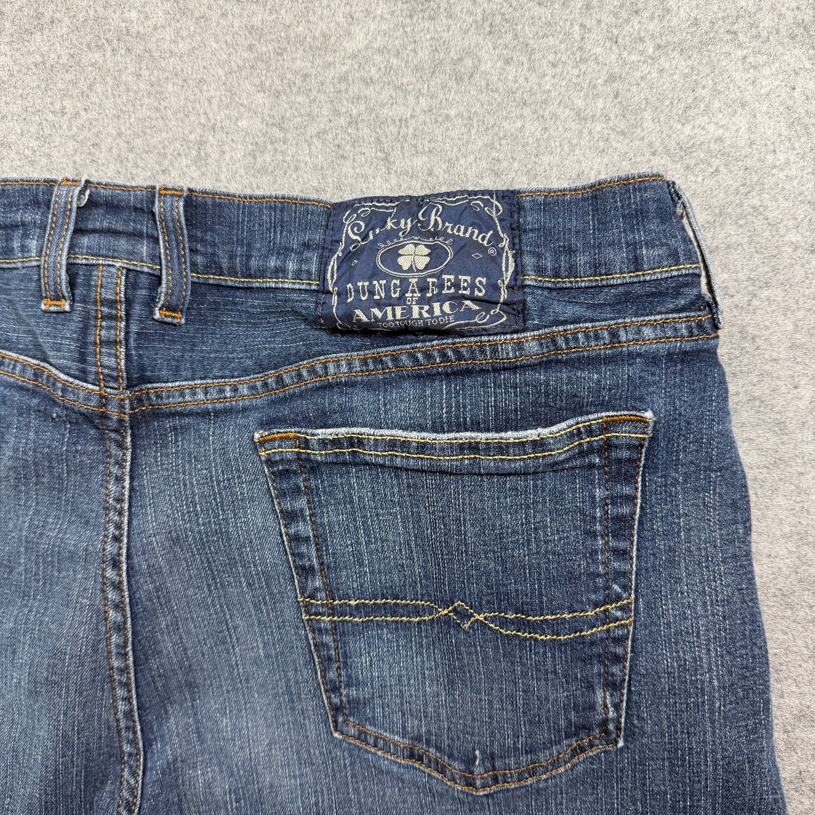 Vintage Y2K Lucky Brand Jeans Mens 38 Short Dark Wash Loose Fit Stretch Denim thumbnail 3