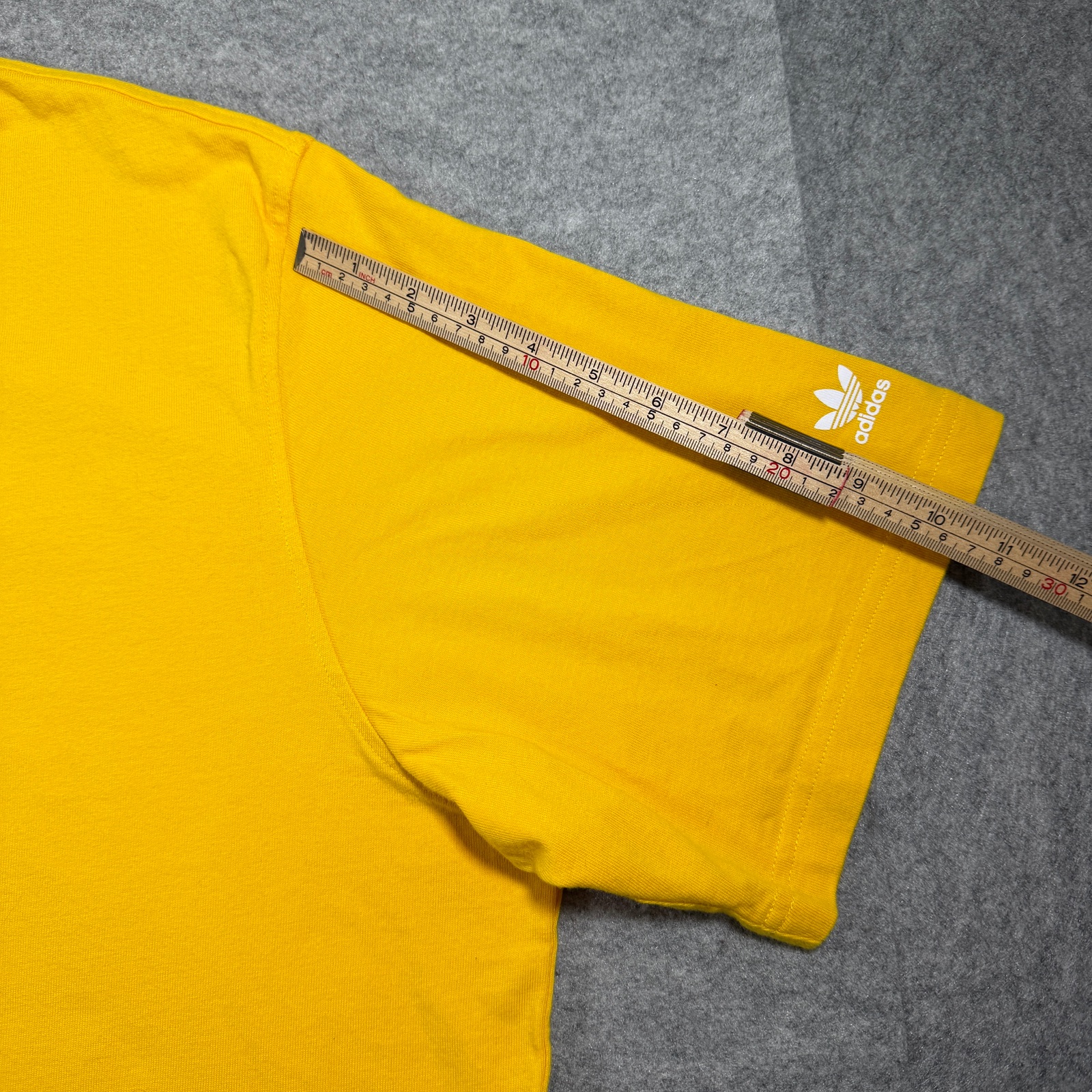 Adidas The Simpsons T Shirt Mens XL Yellow Donut Graphic Trefoil Logo Cartoon thumbnail 8