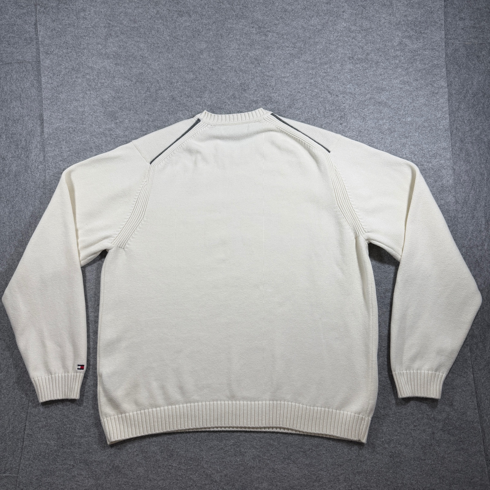 Tommy Hilfiger Heavyweight Knit Sweater Mens XL Cream Crewneck Flag Logo Preppy thumbnail 2